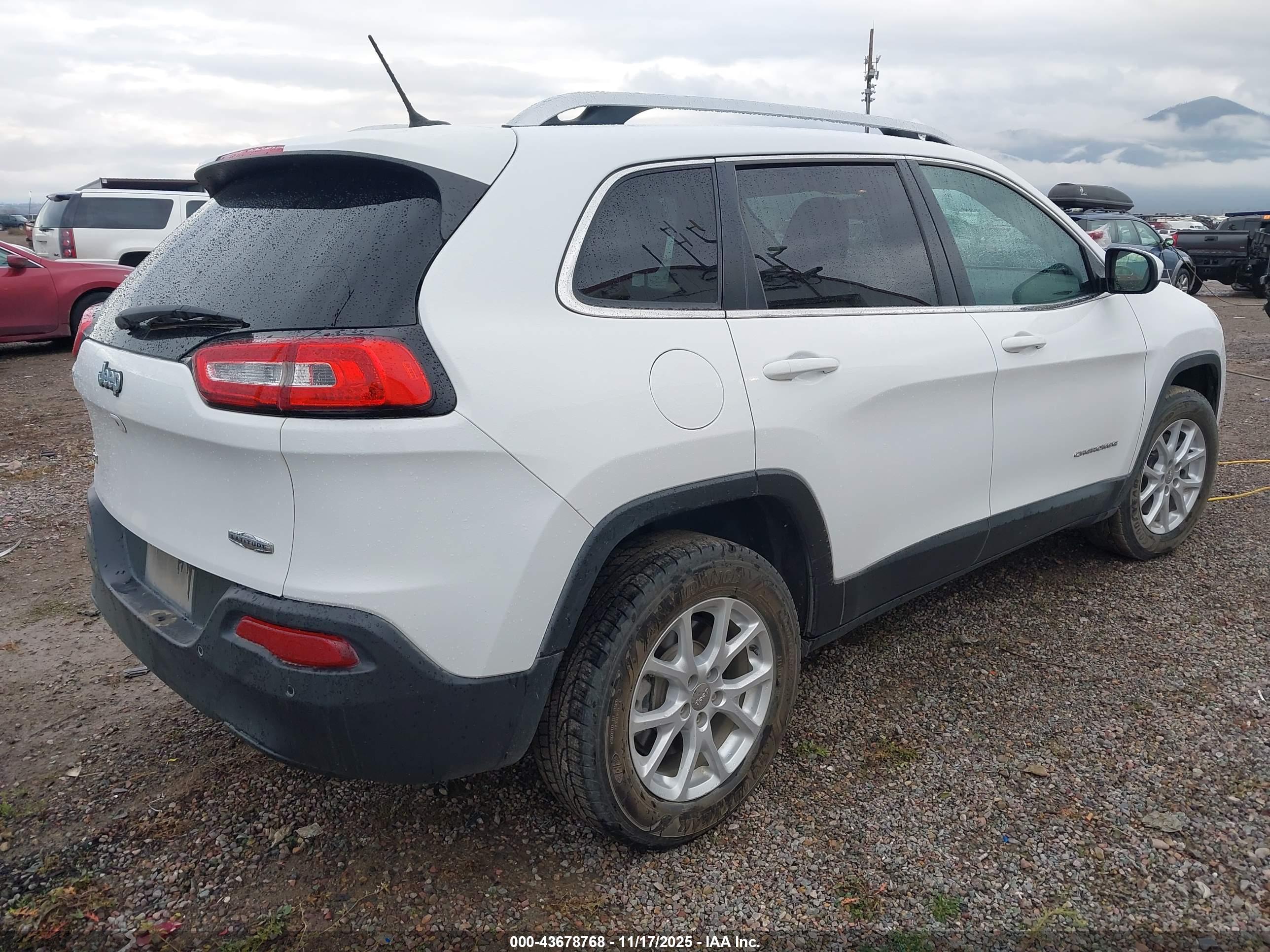 JEEP CHEROKEE image 4