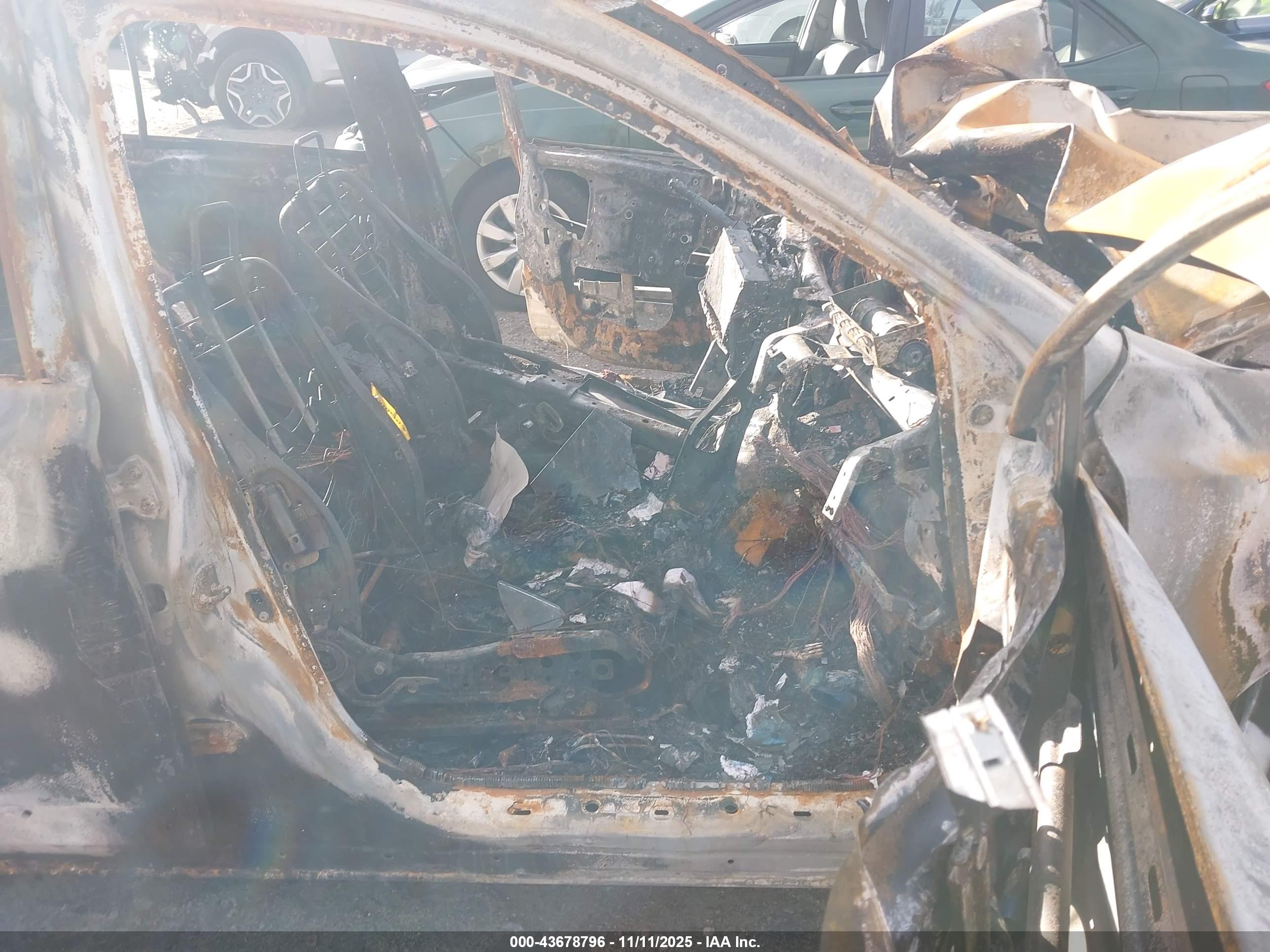 SUBARU OUTBACK image 5