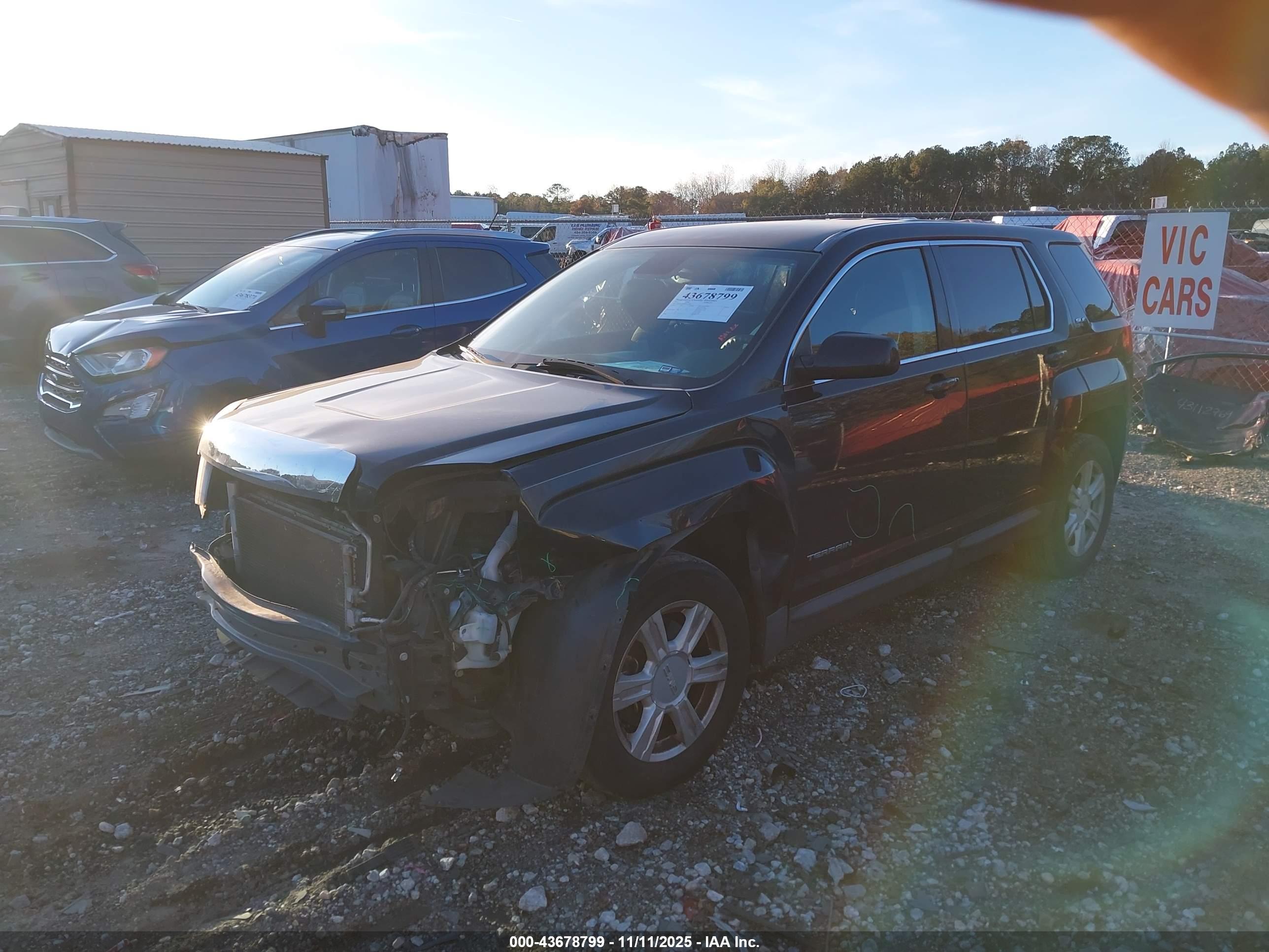 GMC TERRAIN image 2