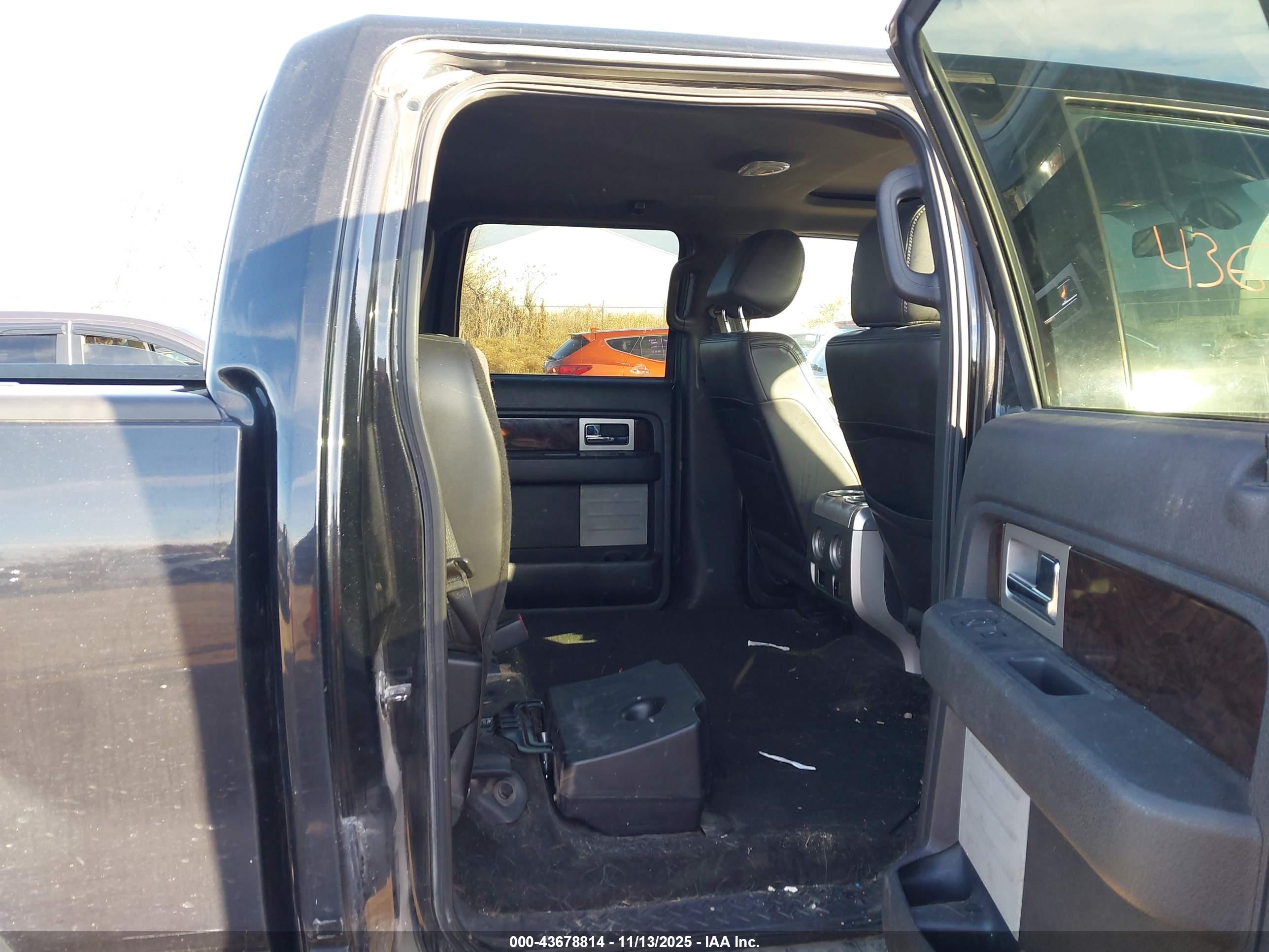 FORD F-150 image 8