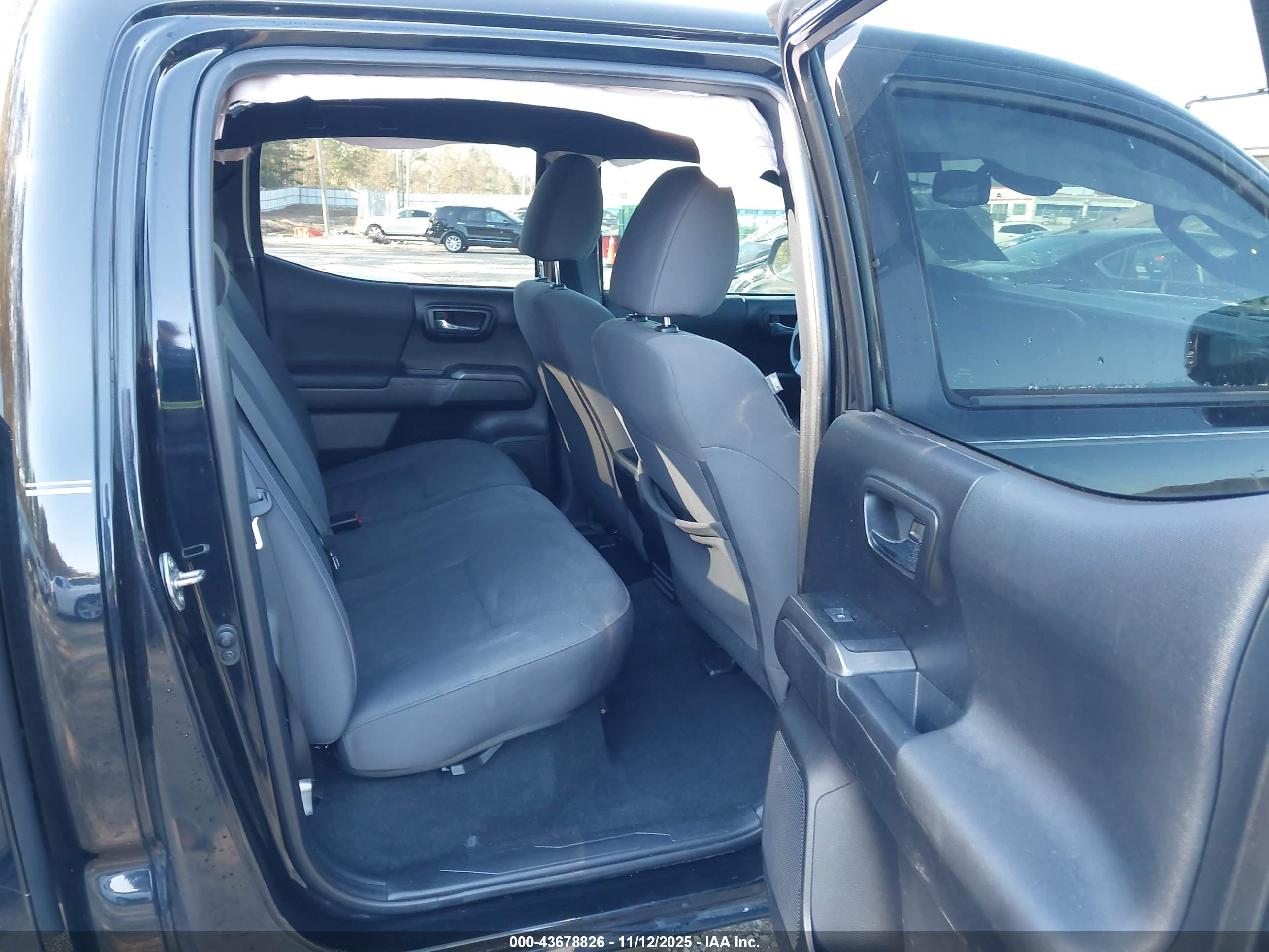TOYOTA TACOMA image 8