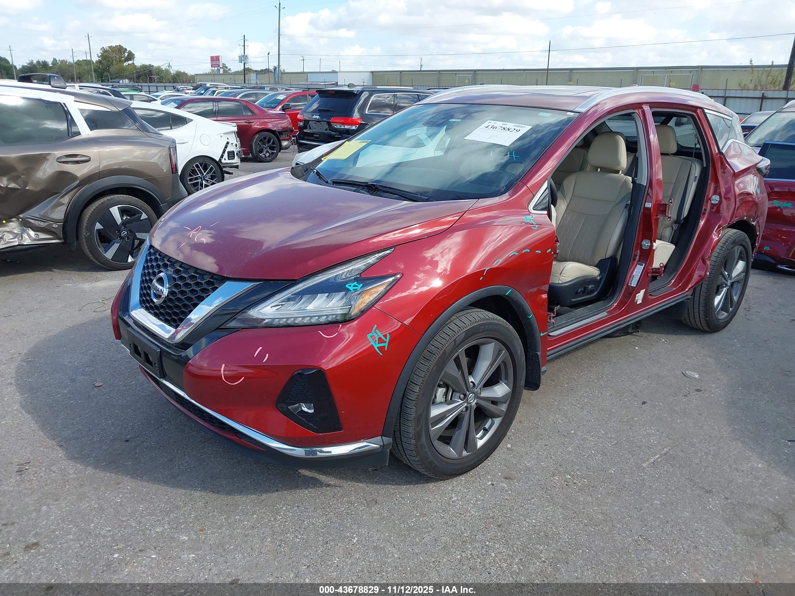 NISSAN MURANO image 2