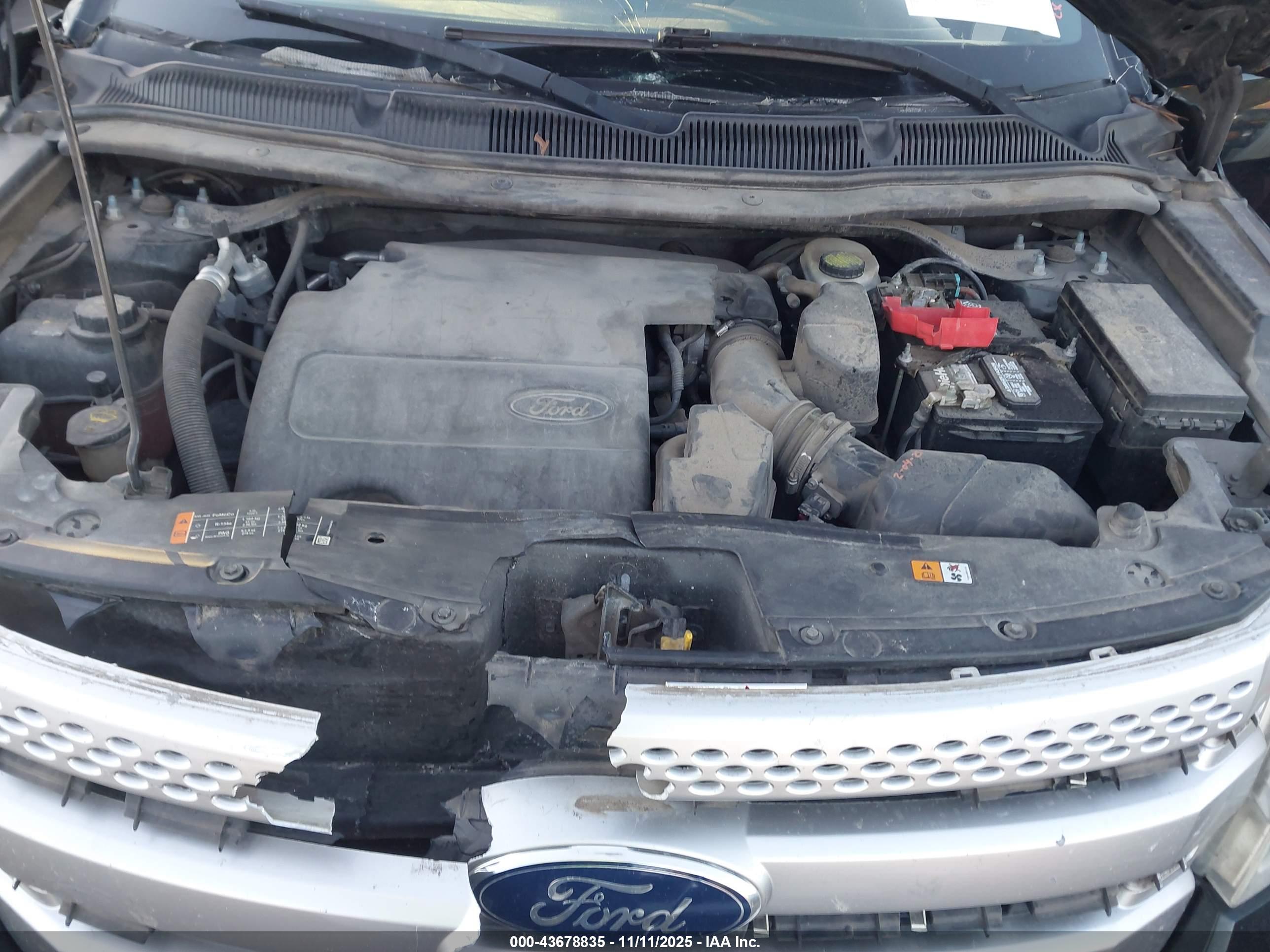 FORD EXPLORER image 10