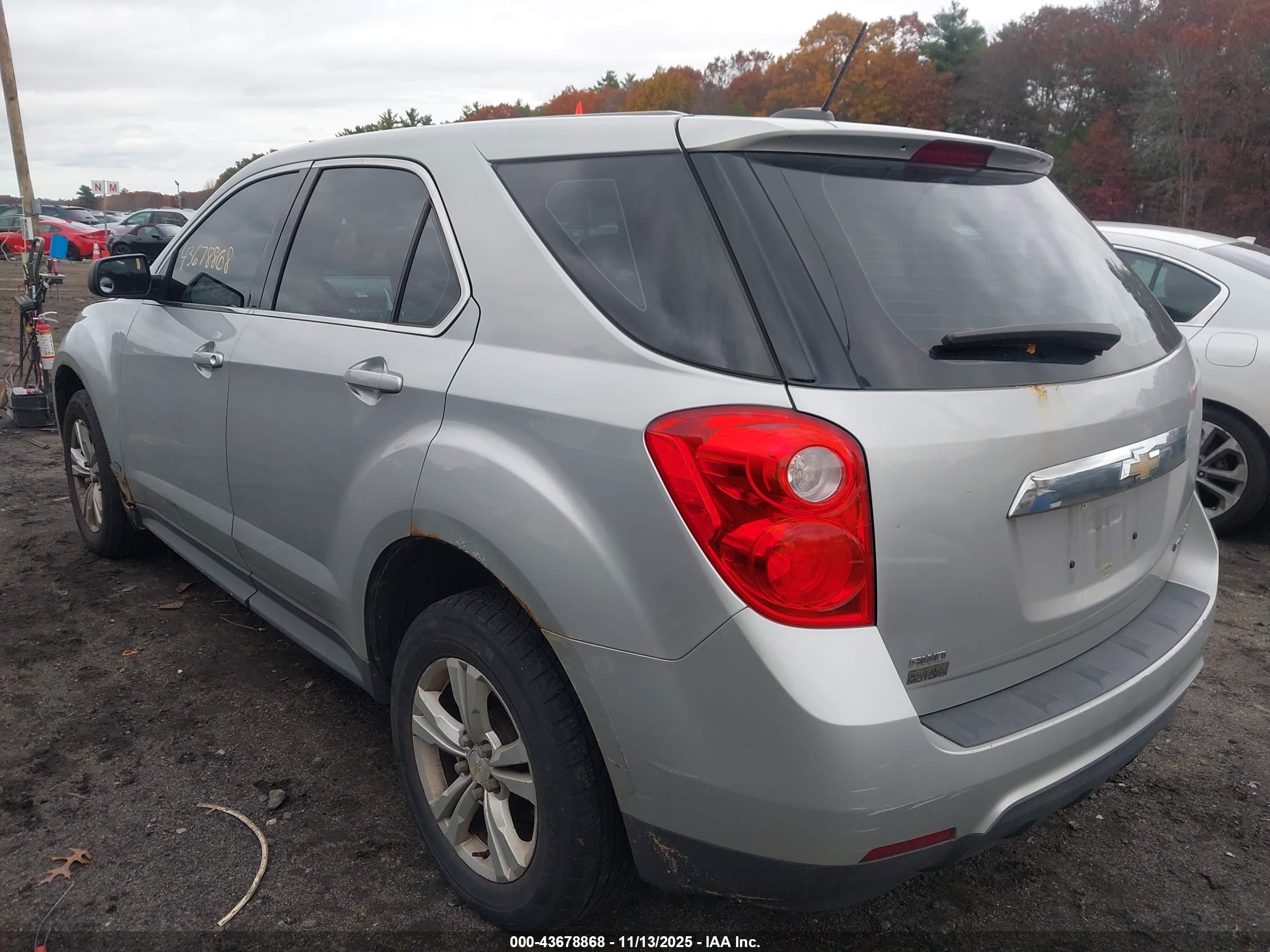 CHEVROLET EQUINOX image 3