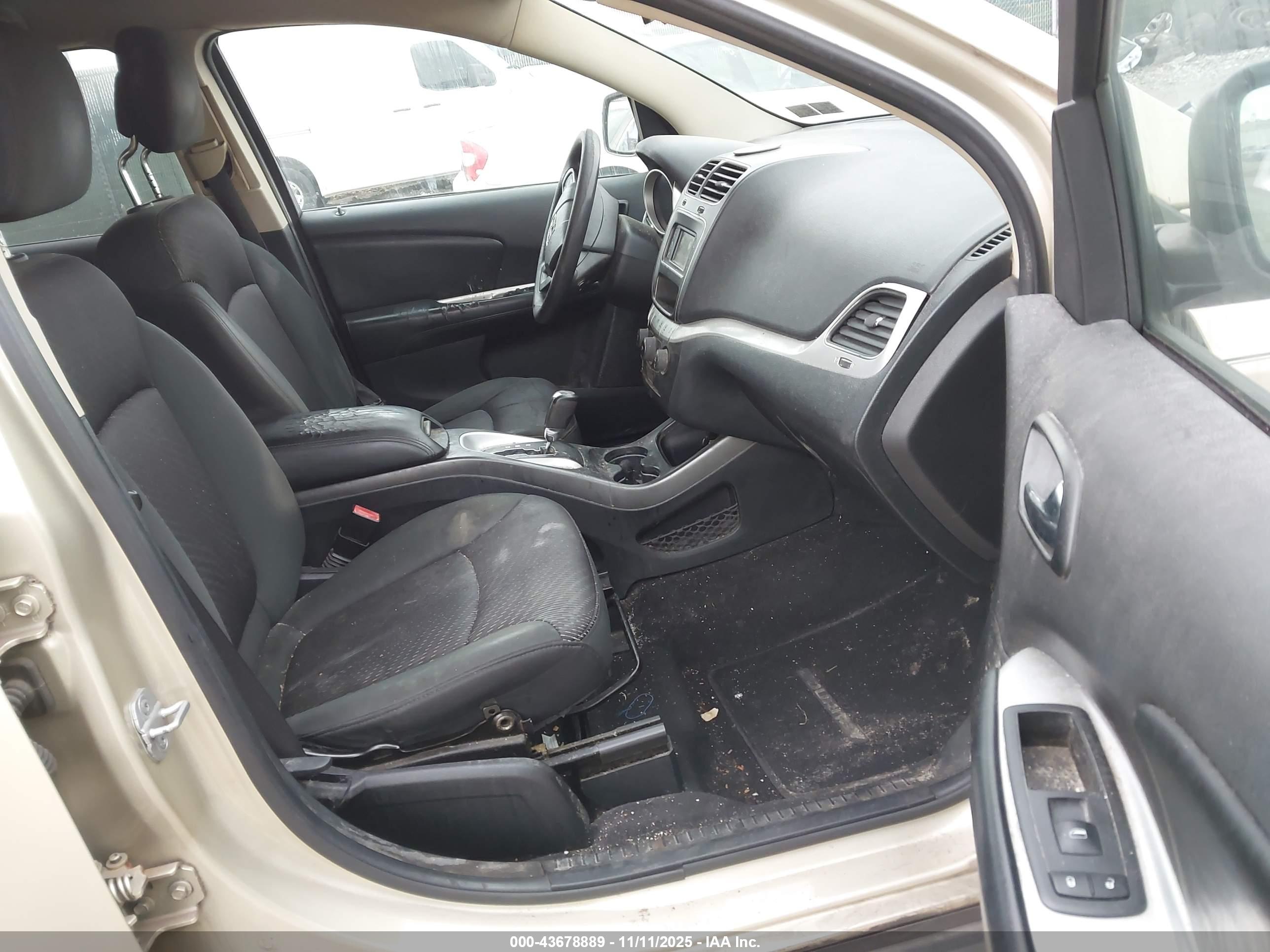 DODGE JOURNEY image 5