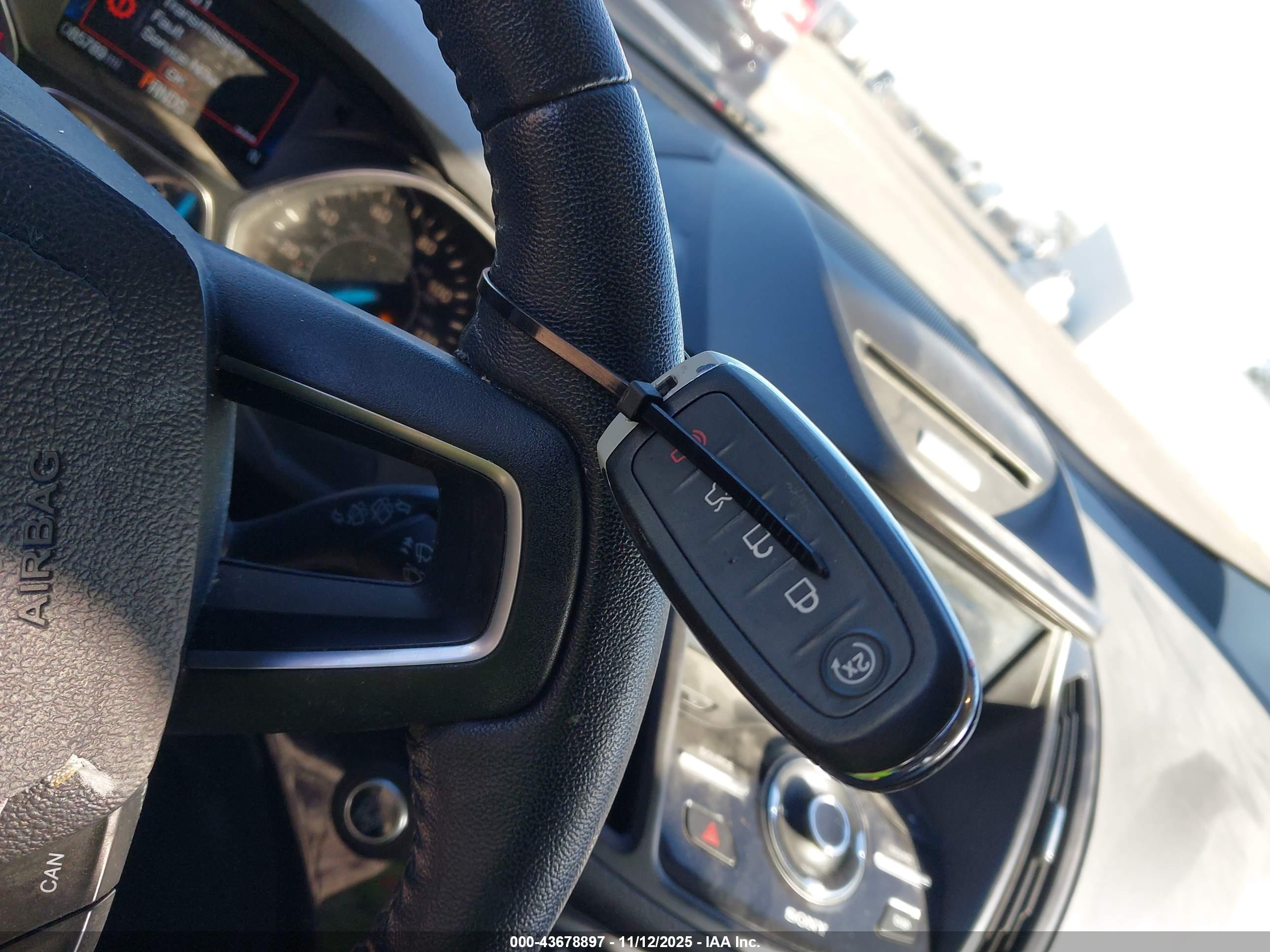 FORD ESCAPE image 11