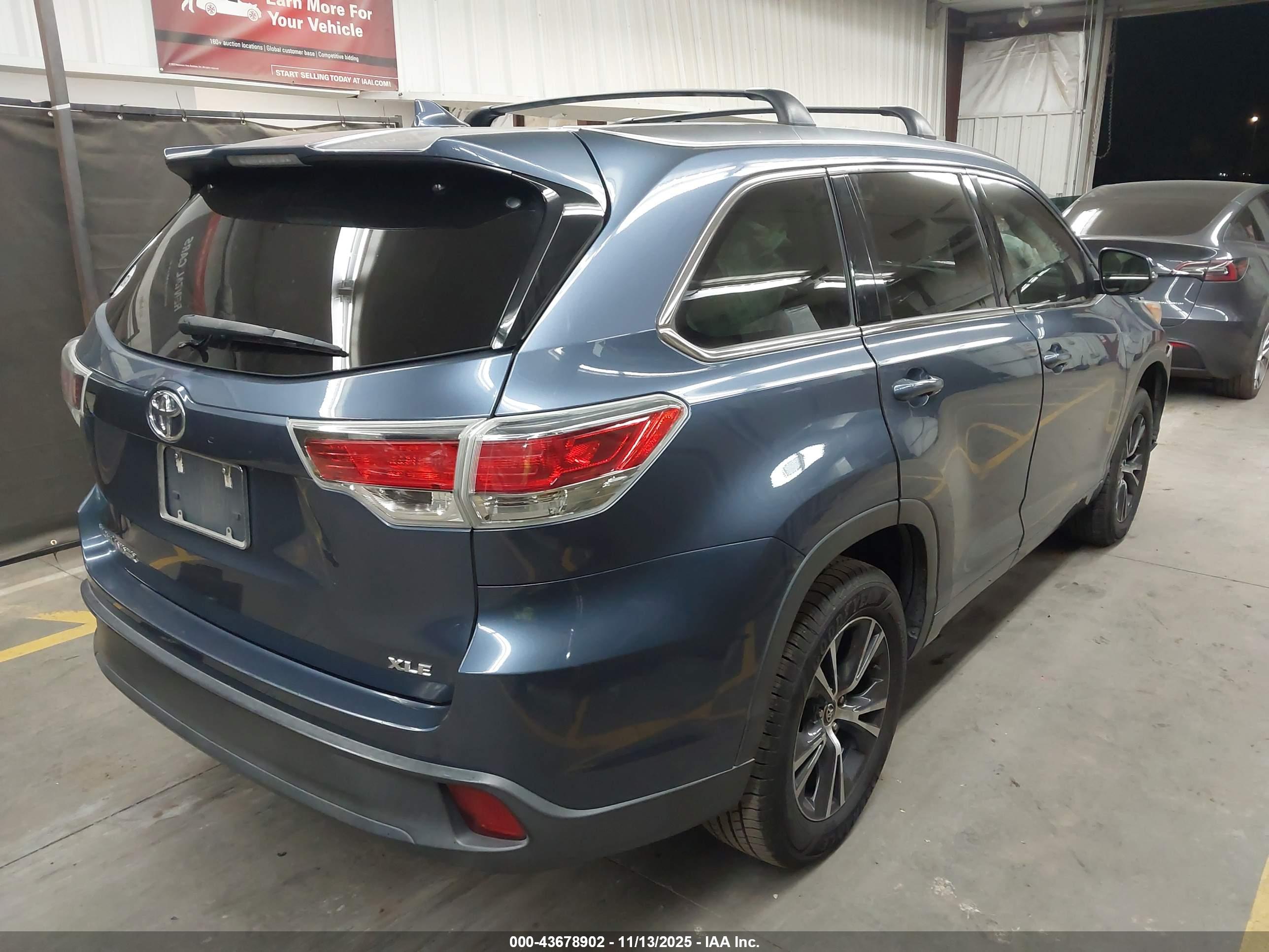 TOYOTA HIGHLANDER image 4