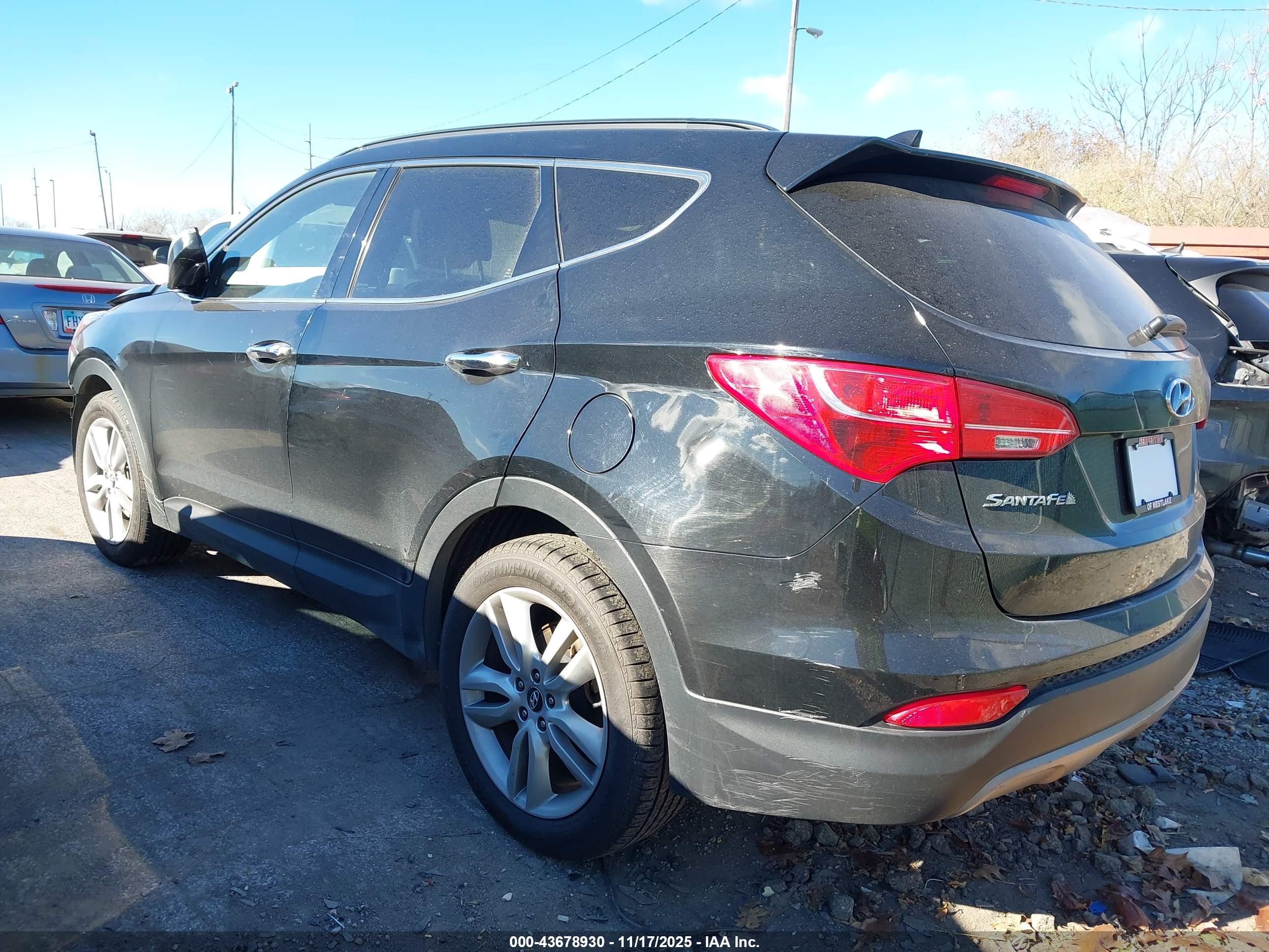 HYUNDAI SANTA image 3