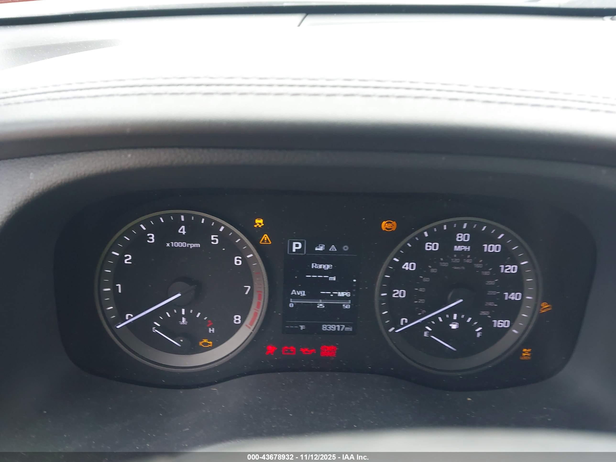 HYUNDAI TUCSON image 7