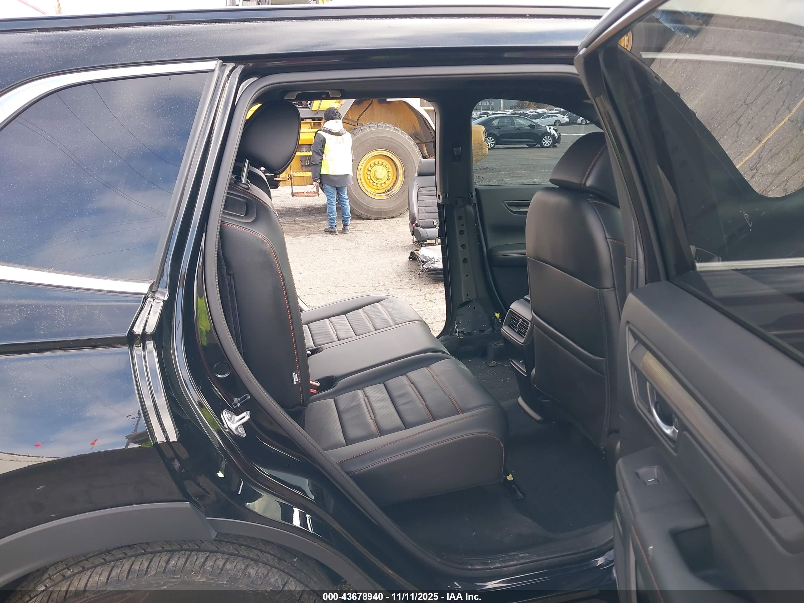 HONDA CR-V image 8