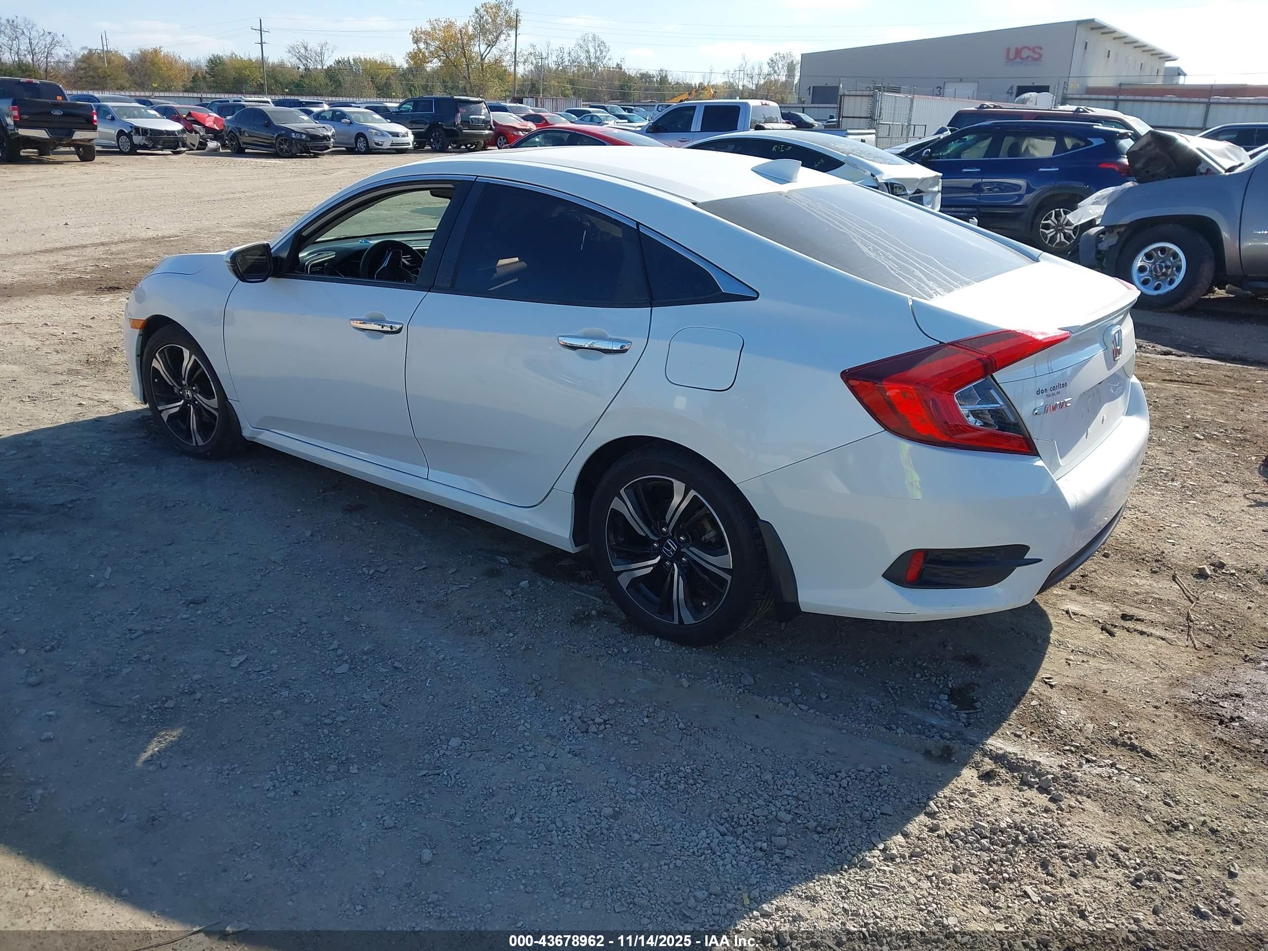 HONDA CIVIC image 3