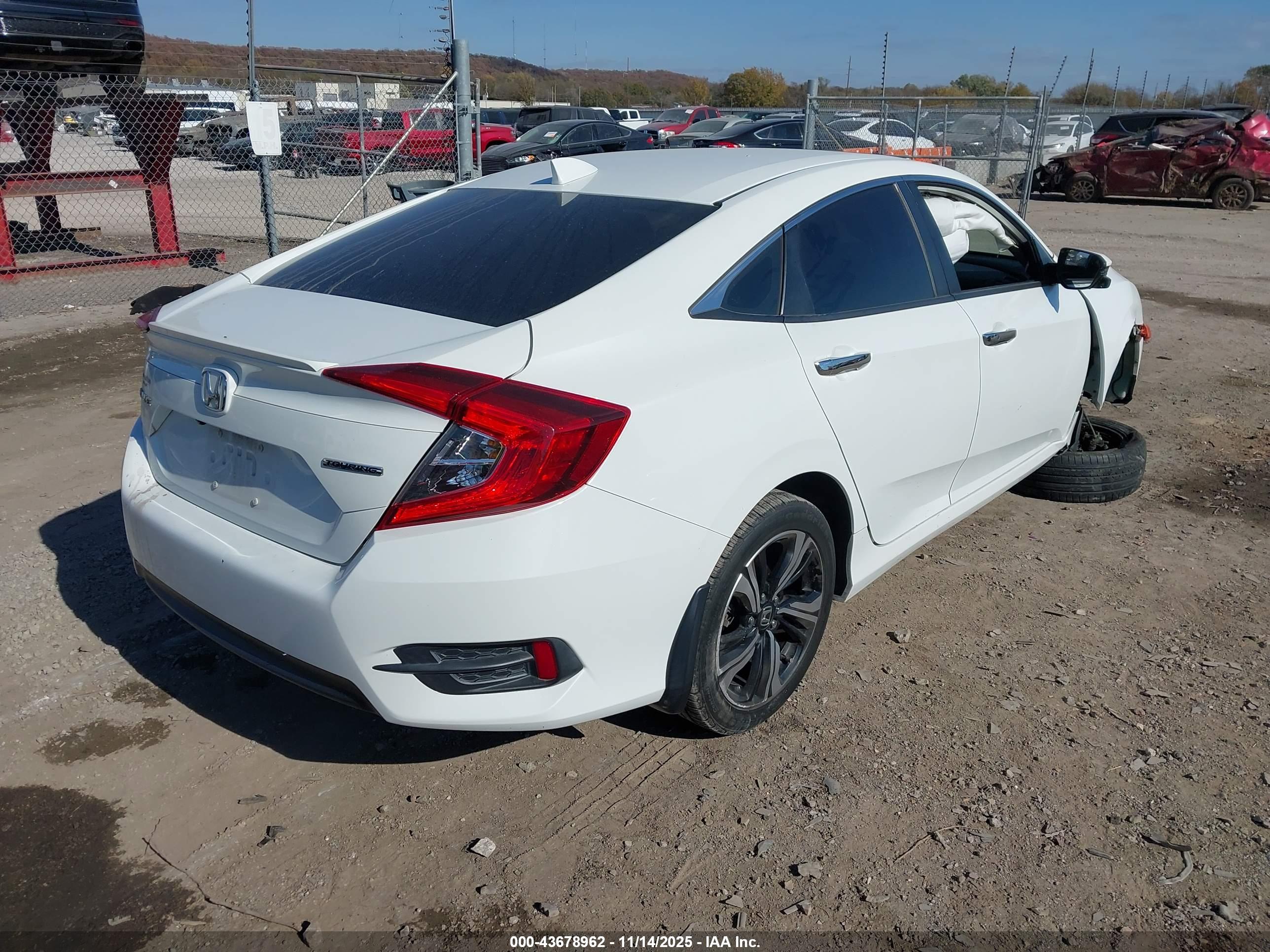 HONDA CIVIC image 4