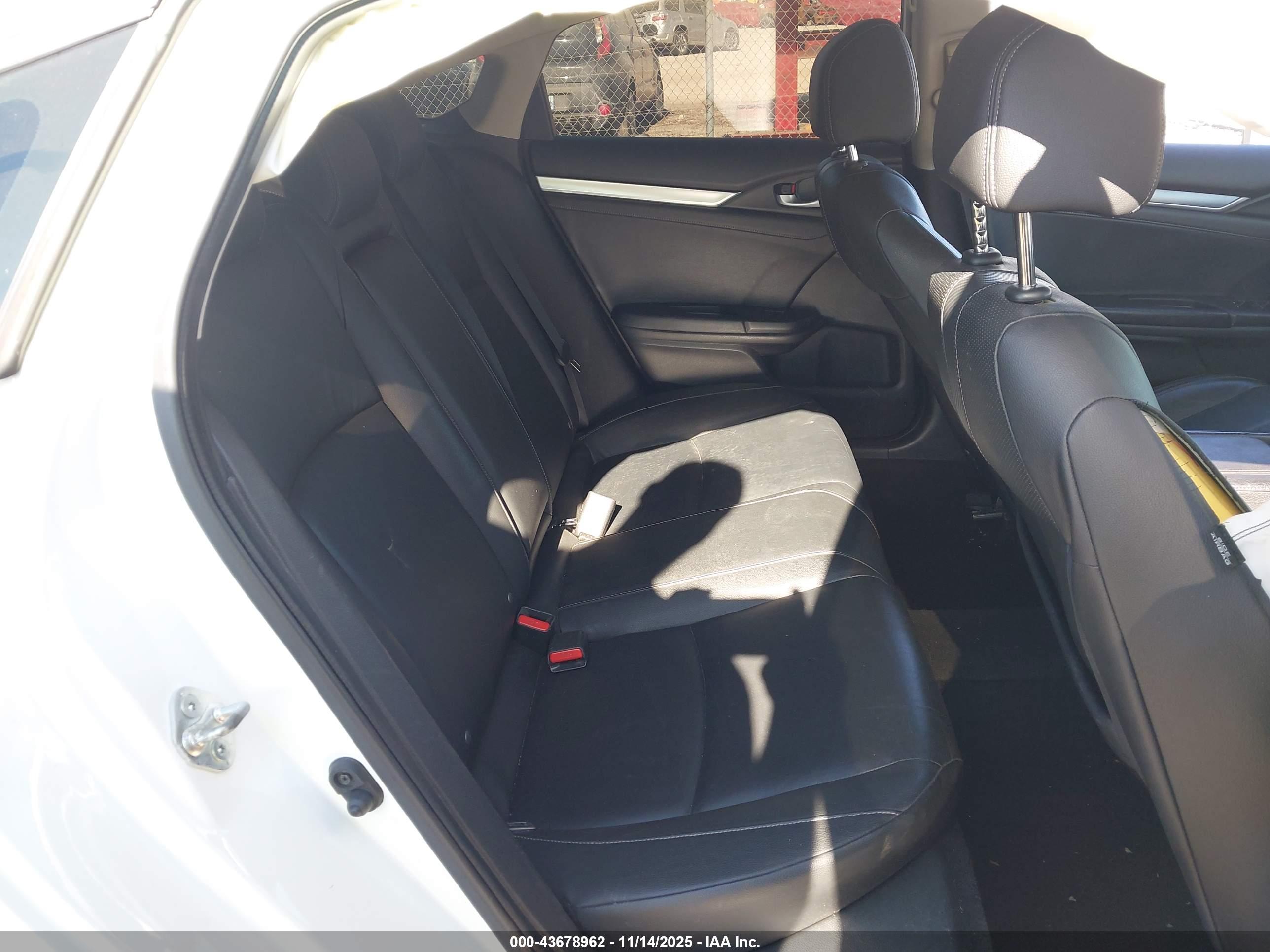 HONDA CIVIC image 8