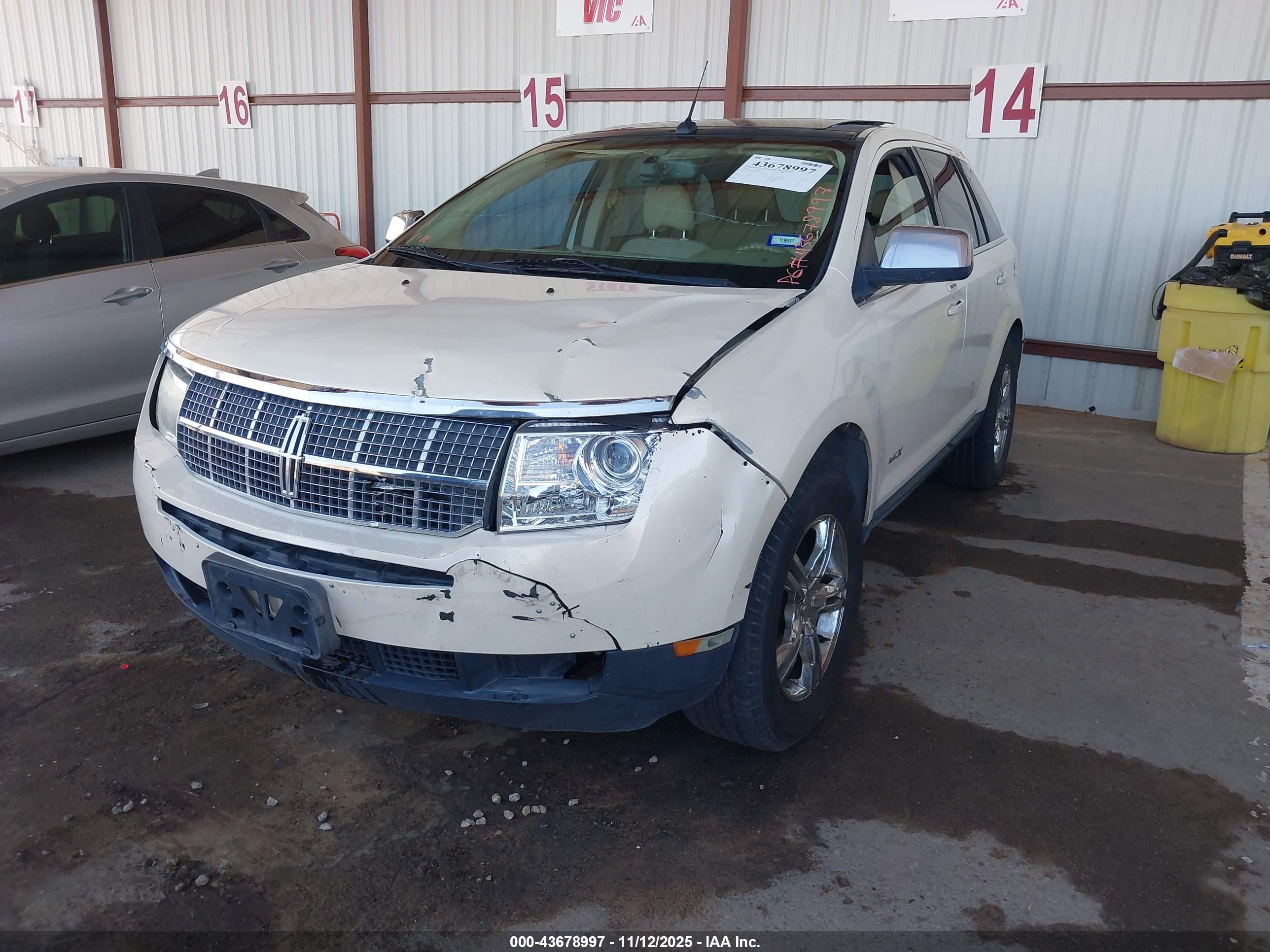 LINCOLN MKX image 2