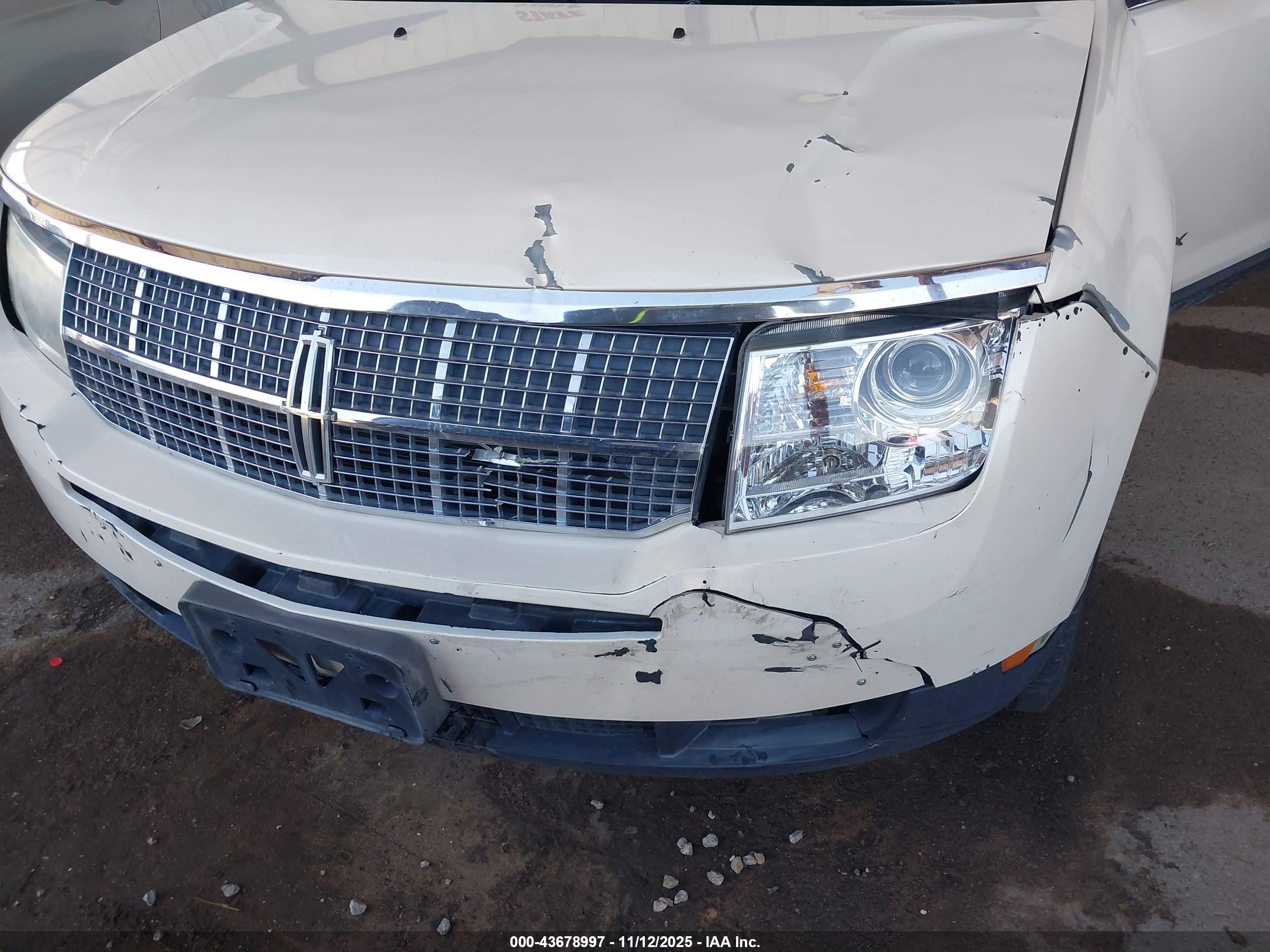 LINCOLN MKX image 6