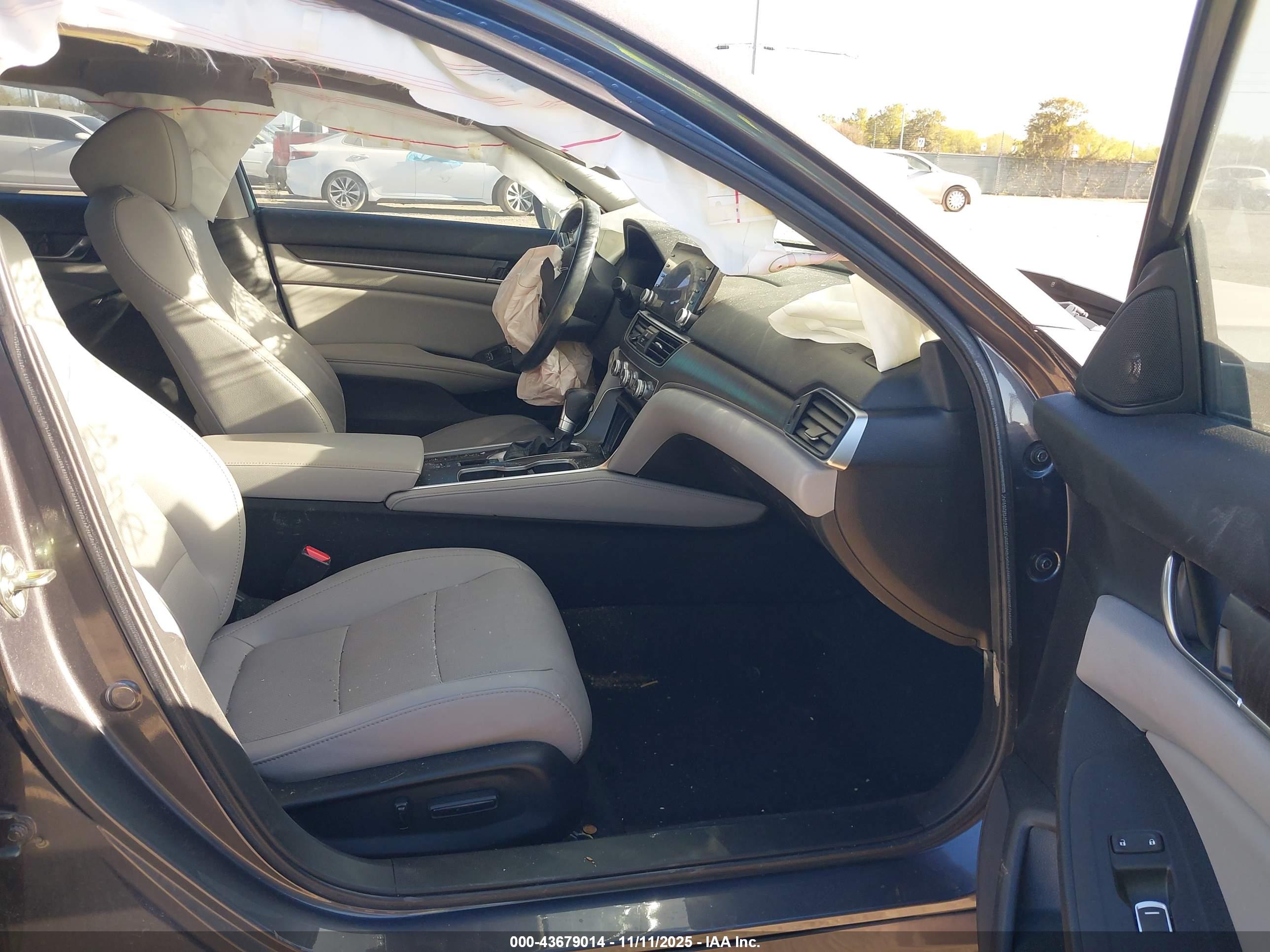 HONDA ACCORD image 5