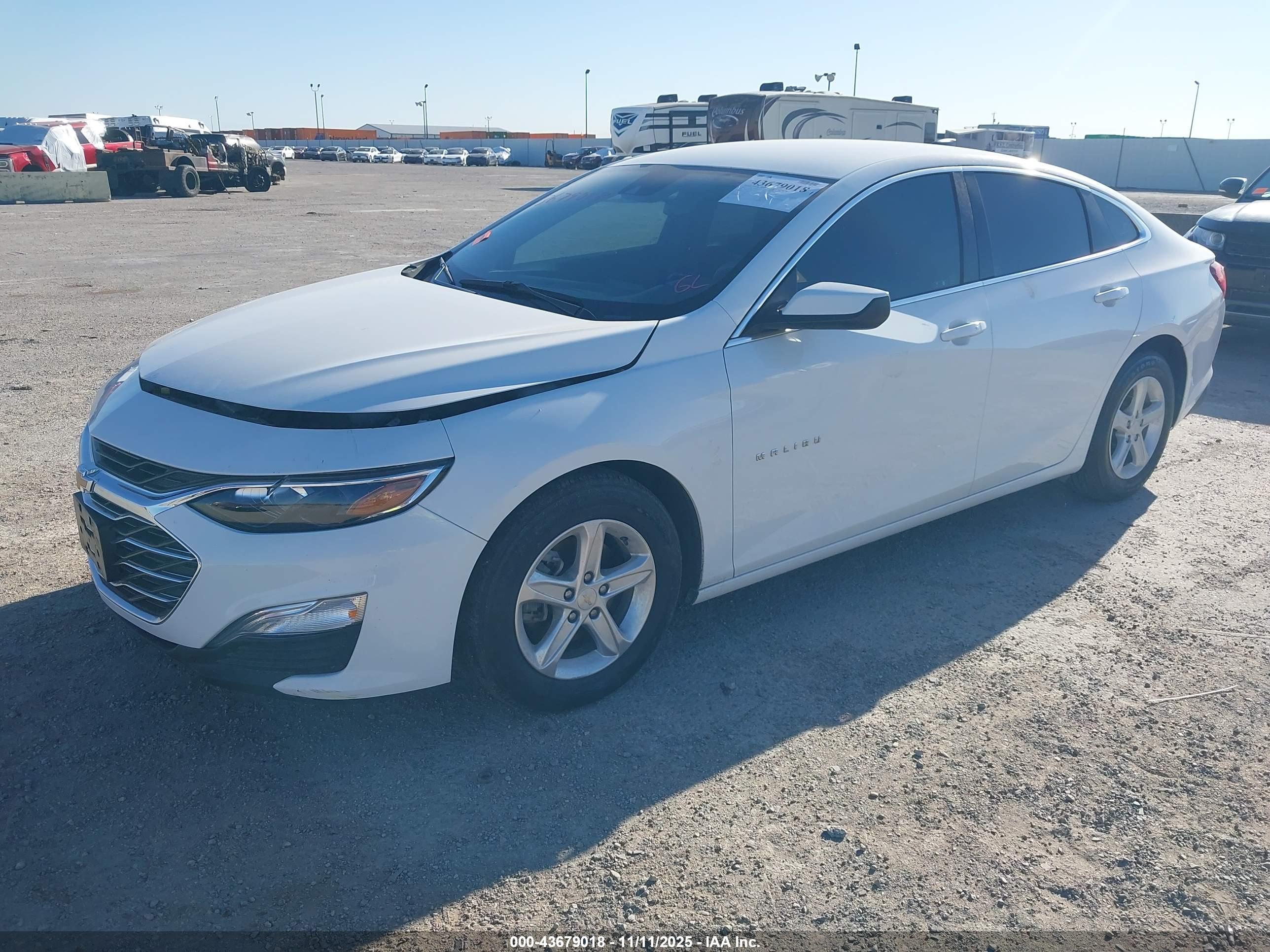 CHEVROLET MALIBU image 2