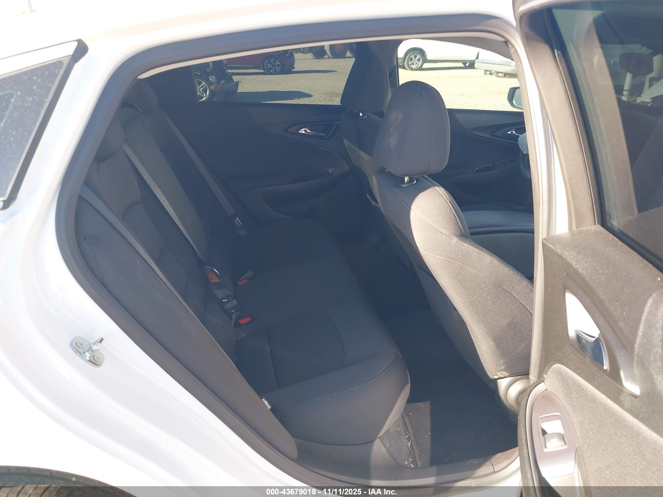 CHEVROLET MALIBU image 8