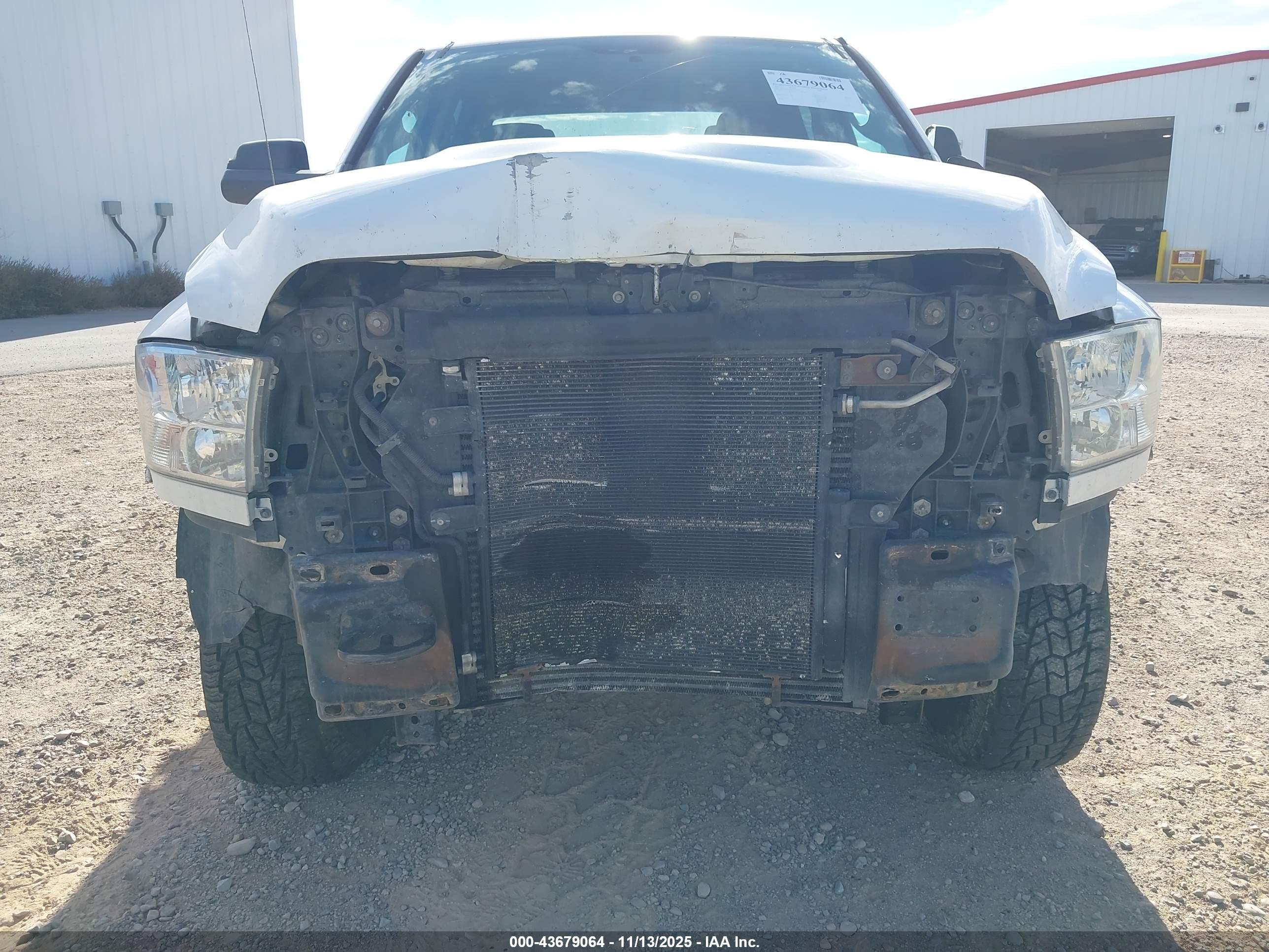 RAM 2500 image 6