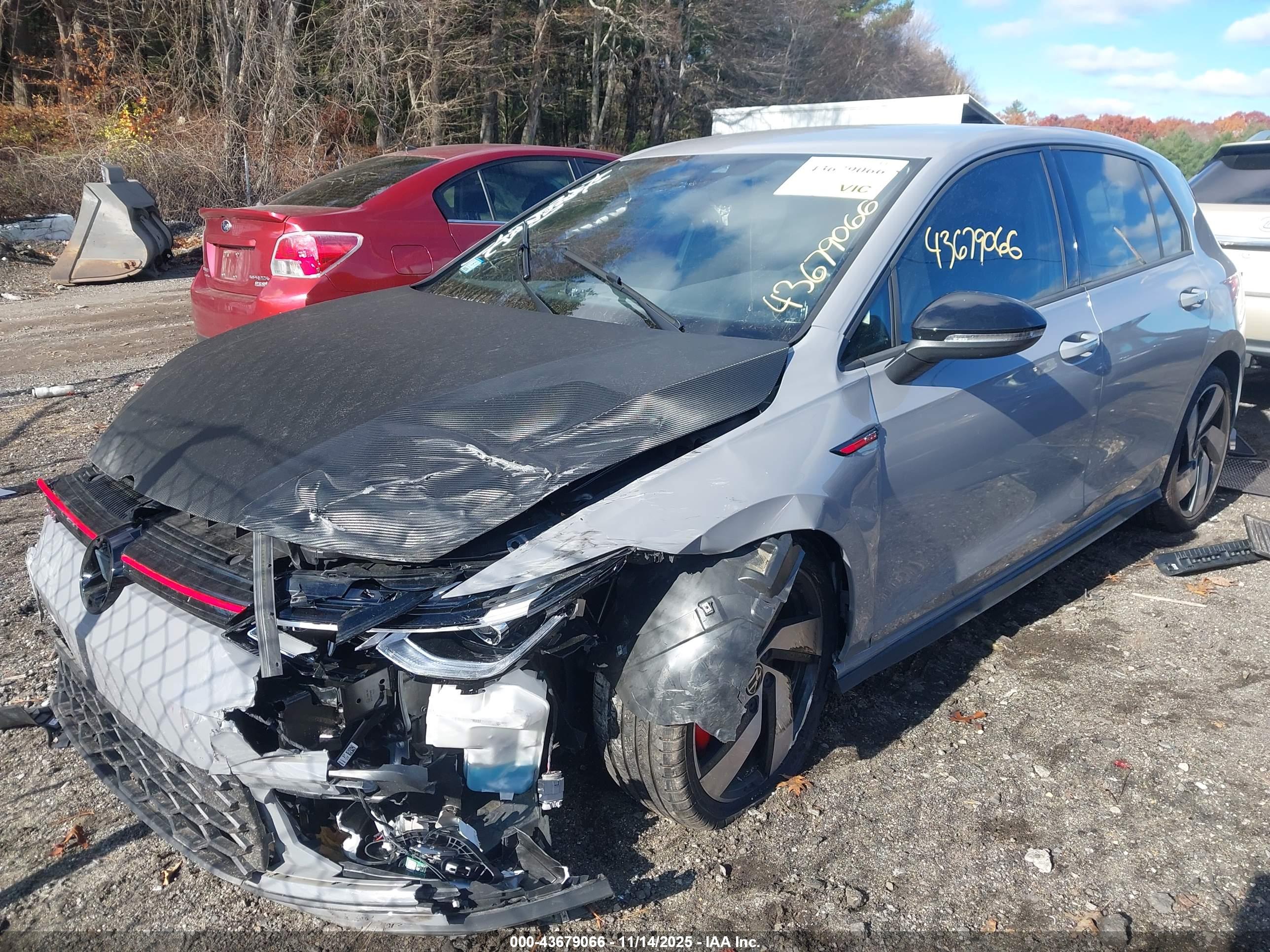 VOLKSWAGEN GOLF image 2