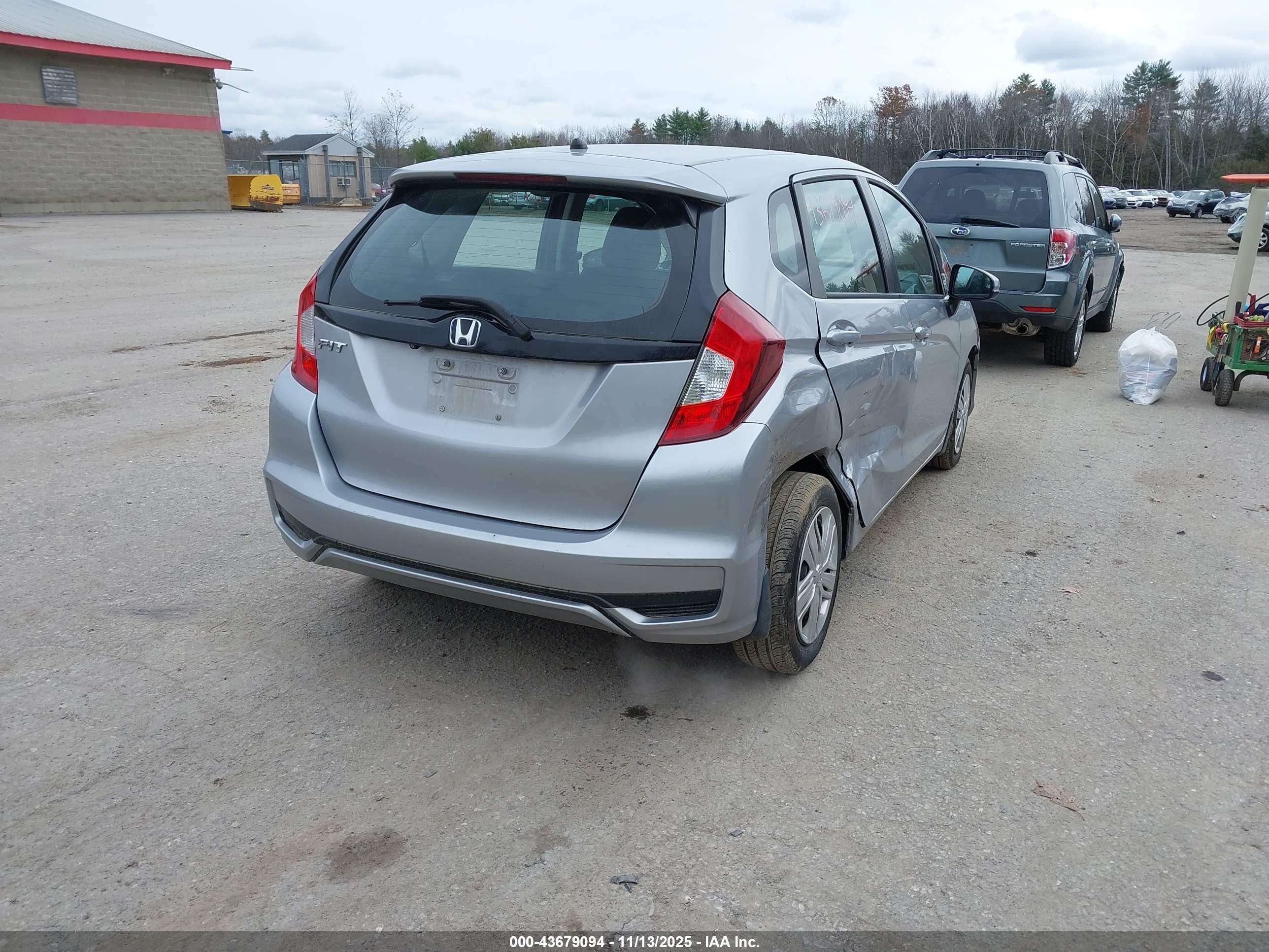 HONDA FIT image 4