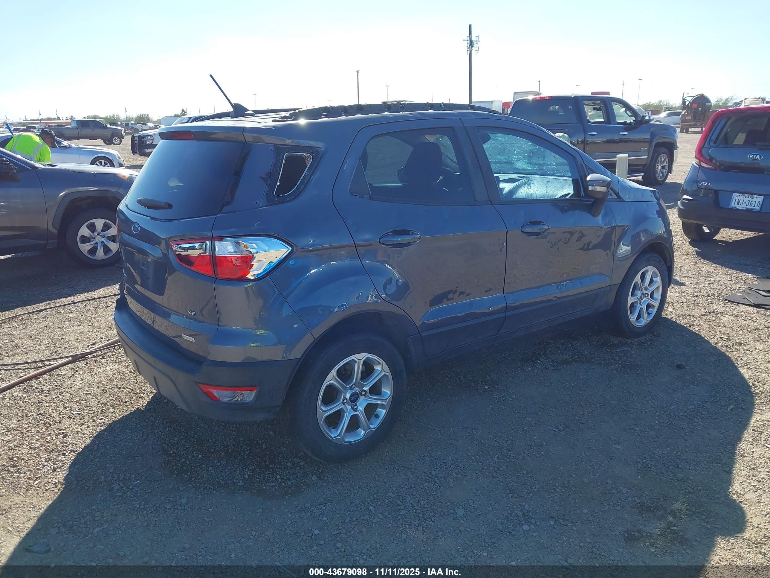 FORD ECOSPORT image 4
