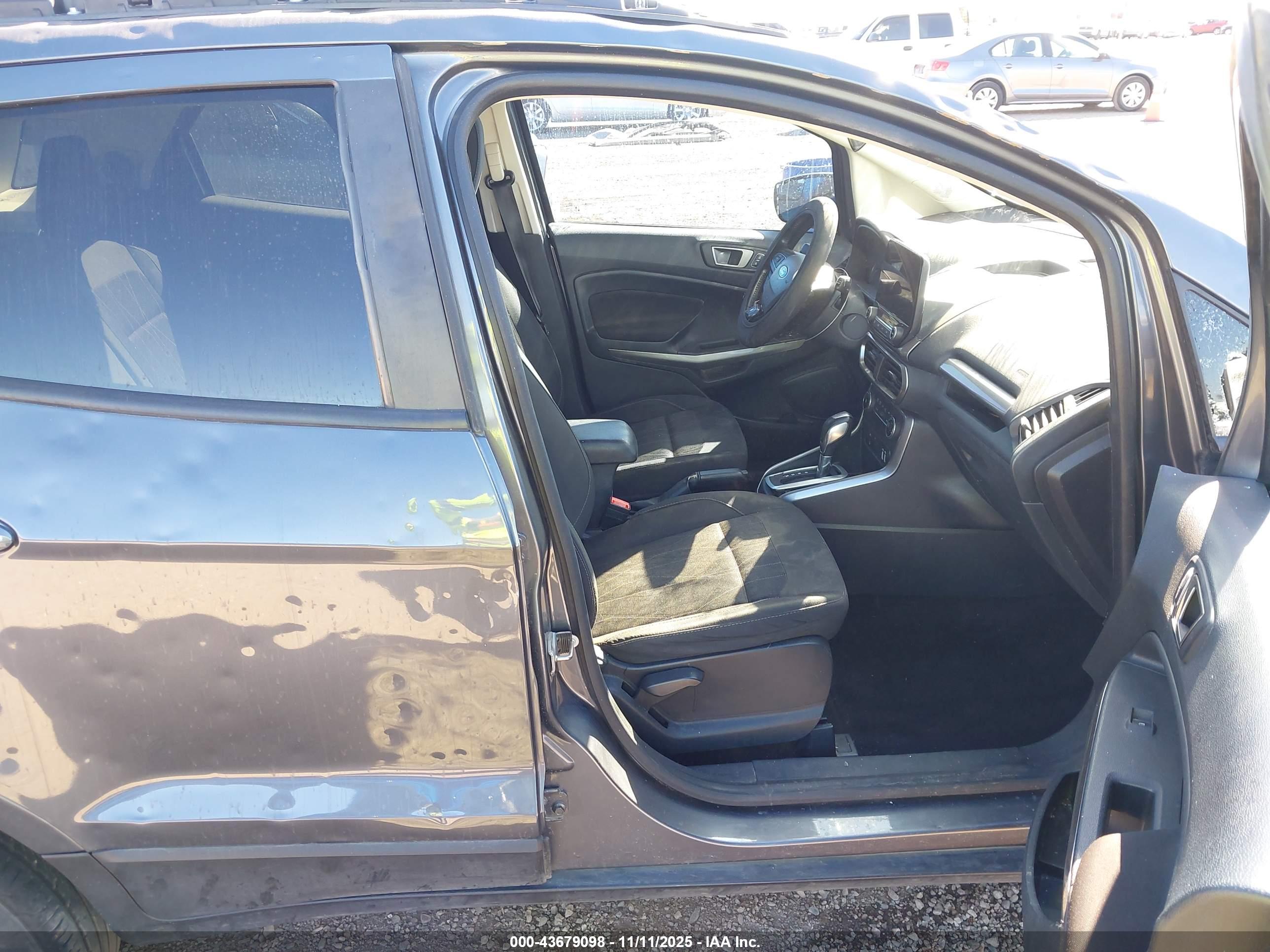 FORD ECOSPORT image 5