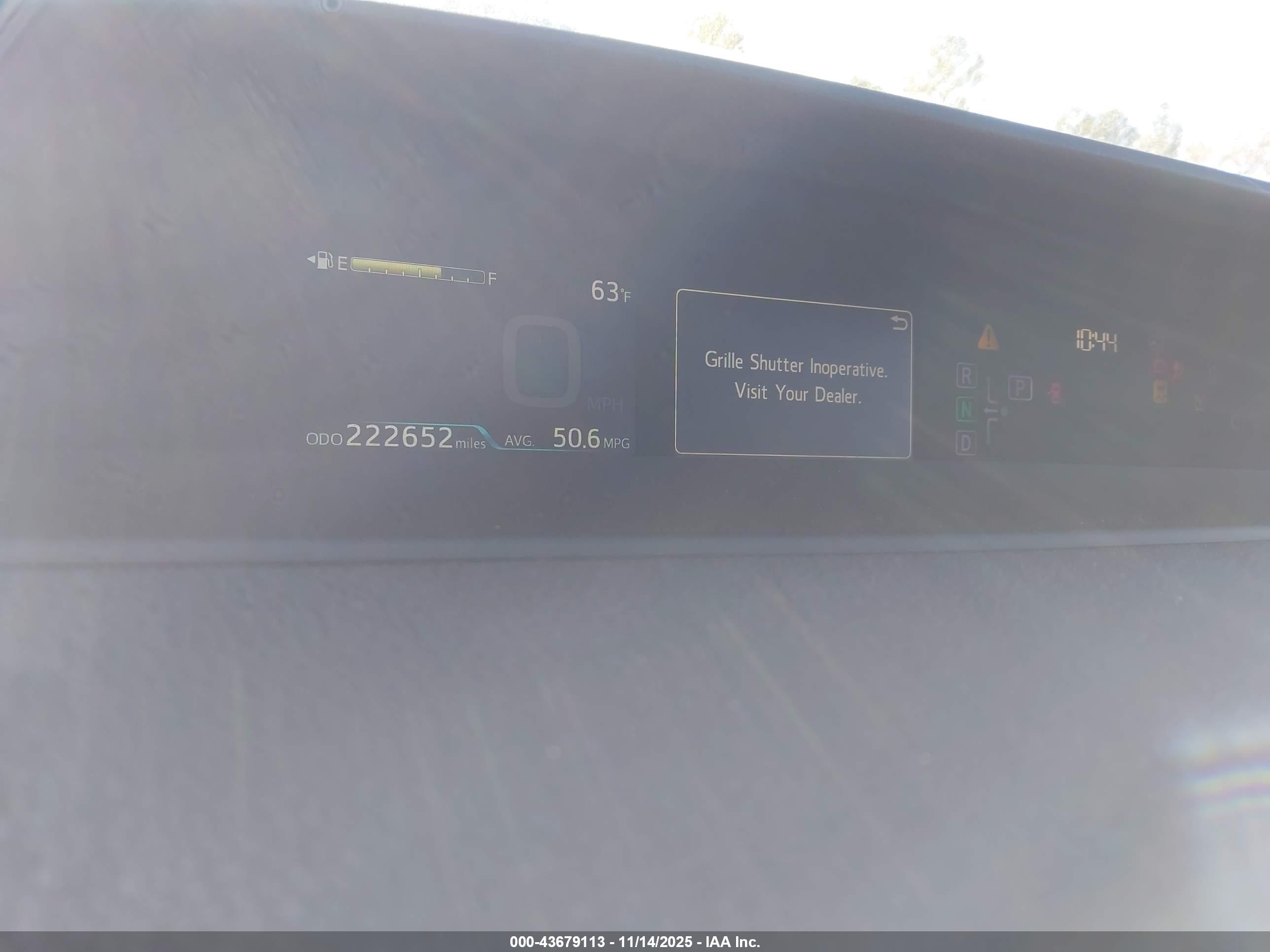 TOYOTA PRIUS image 7