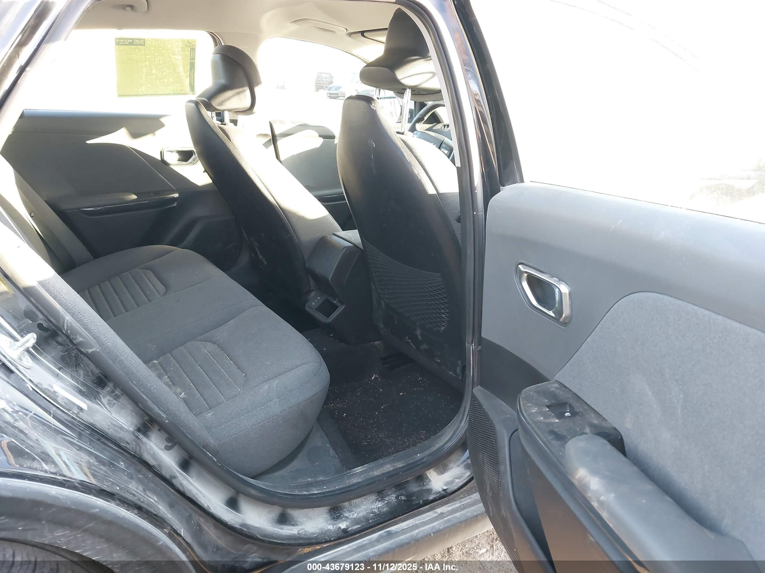 KIA K4 image 8
