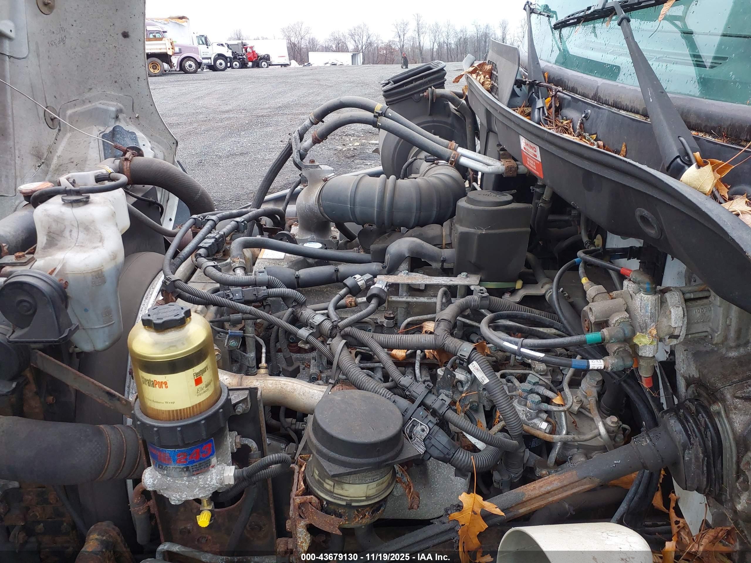 HINO 268/338 image 10