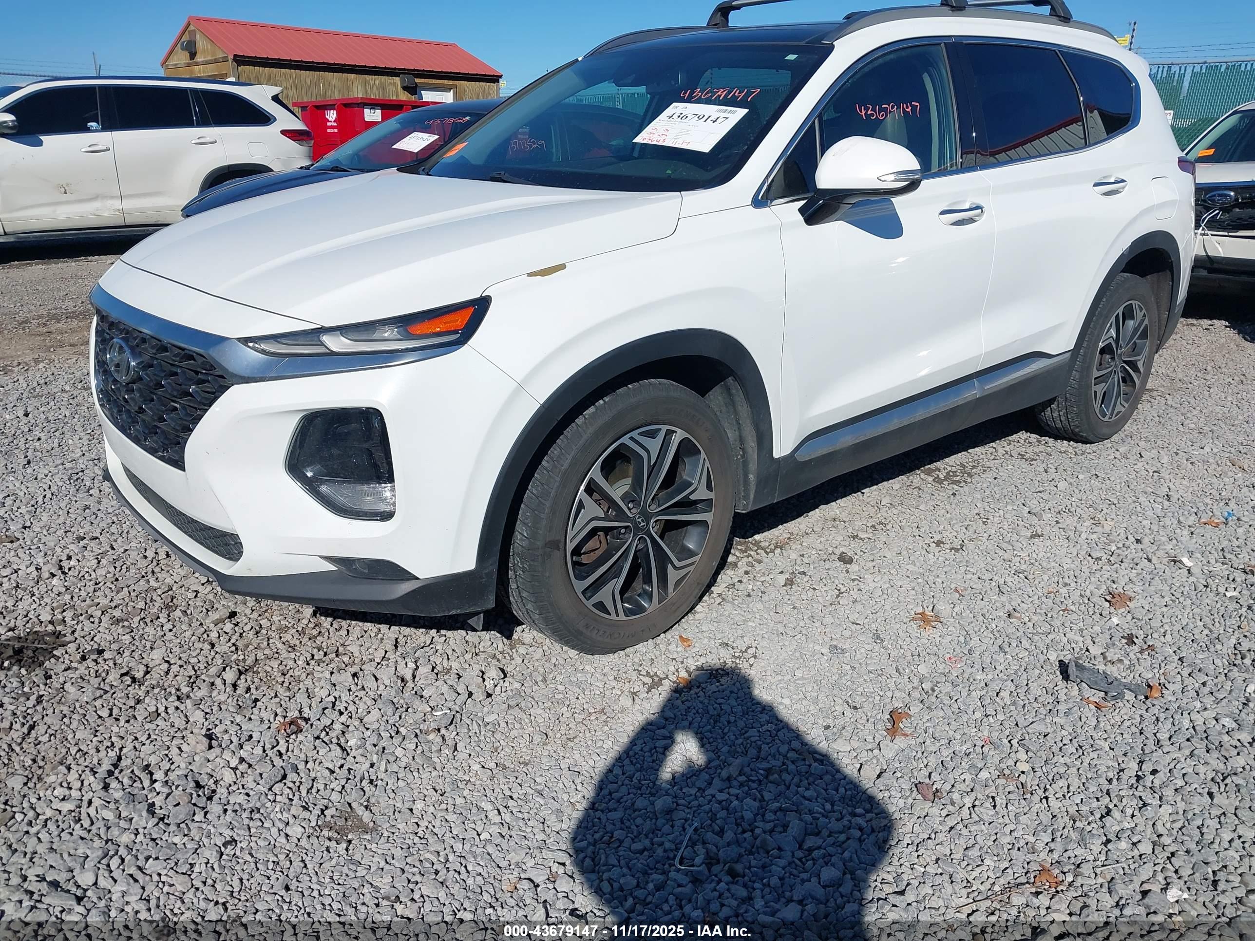 HYUNDAI SANTA image 2
