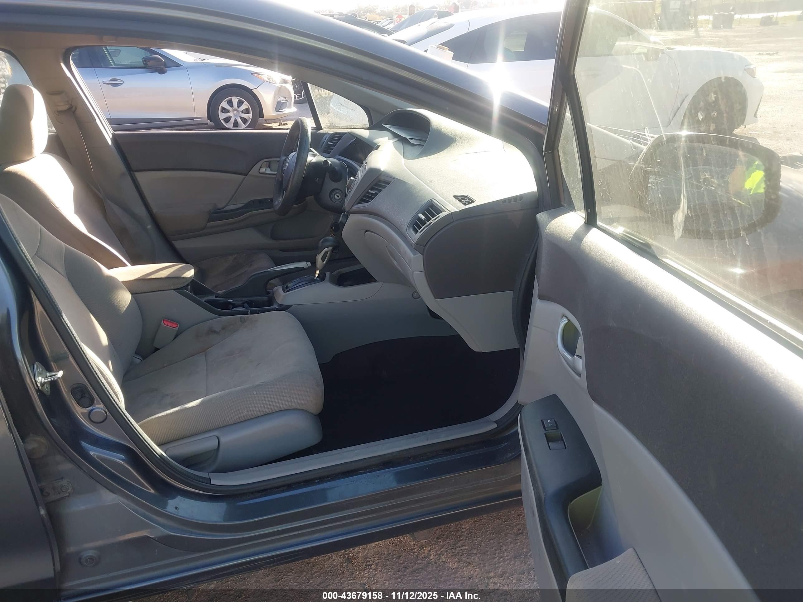 HONDA CIVIC image 5