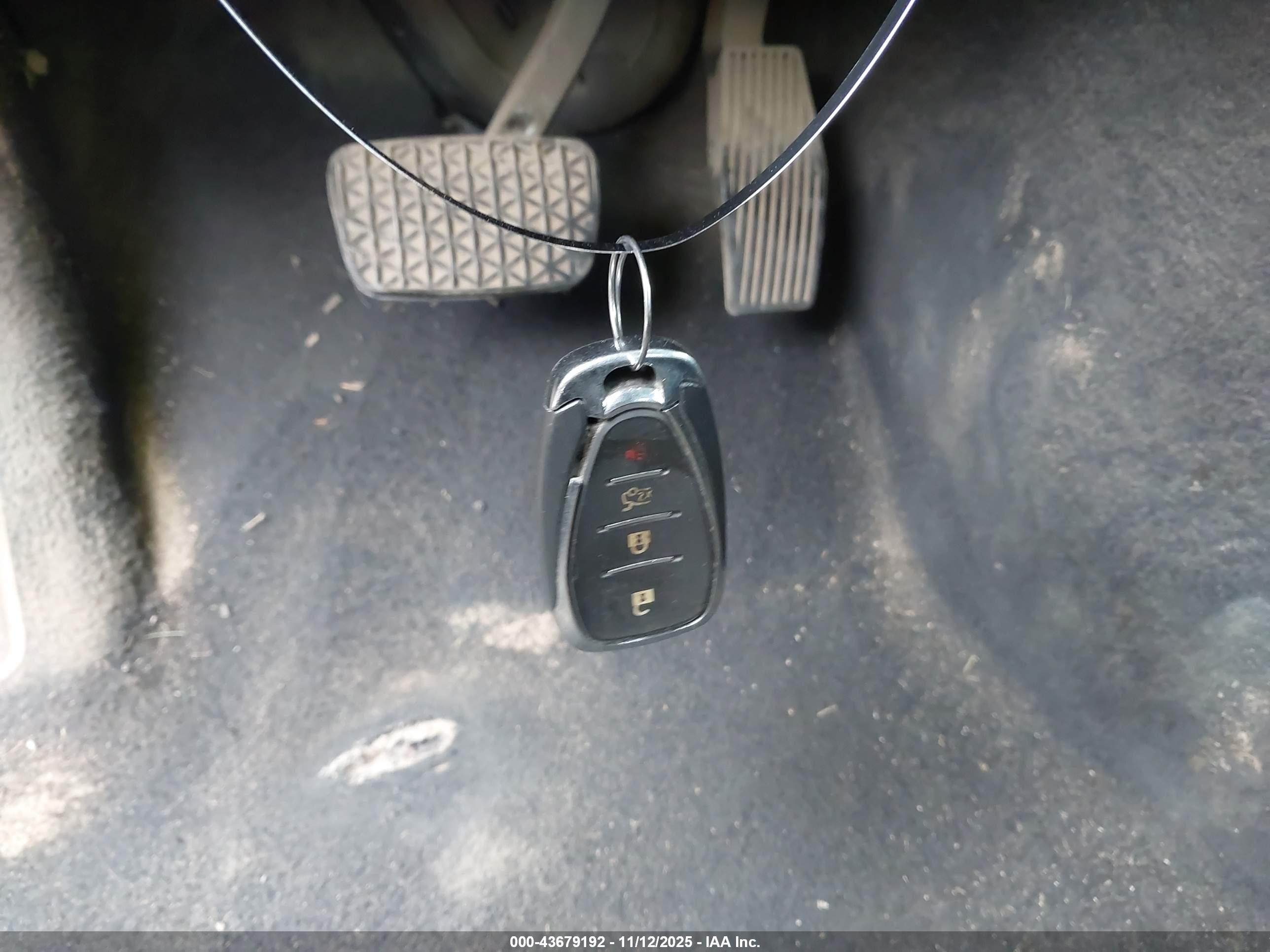 CHEVROLET MALIBU image 11