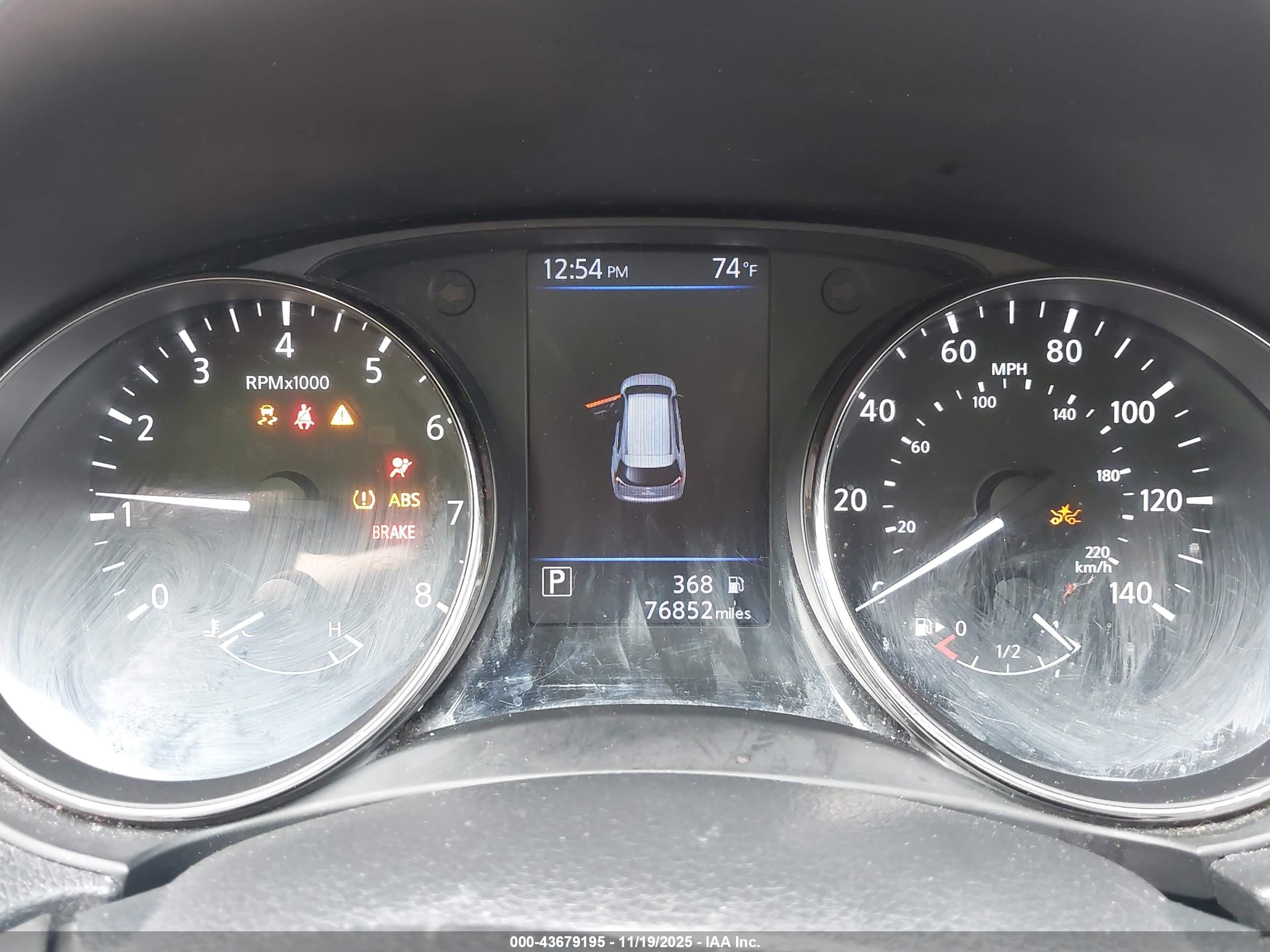 NISSAN ROGUE image 7