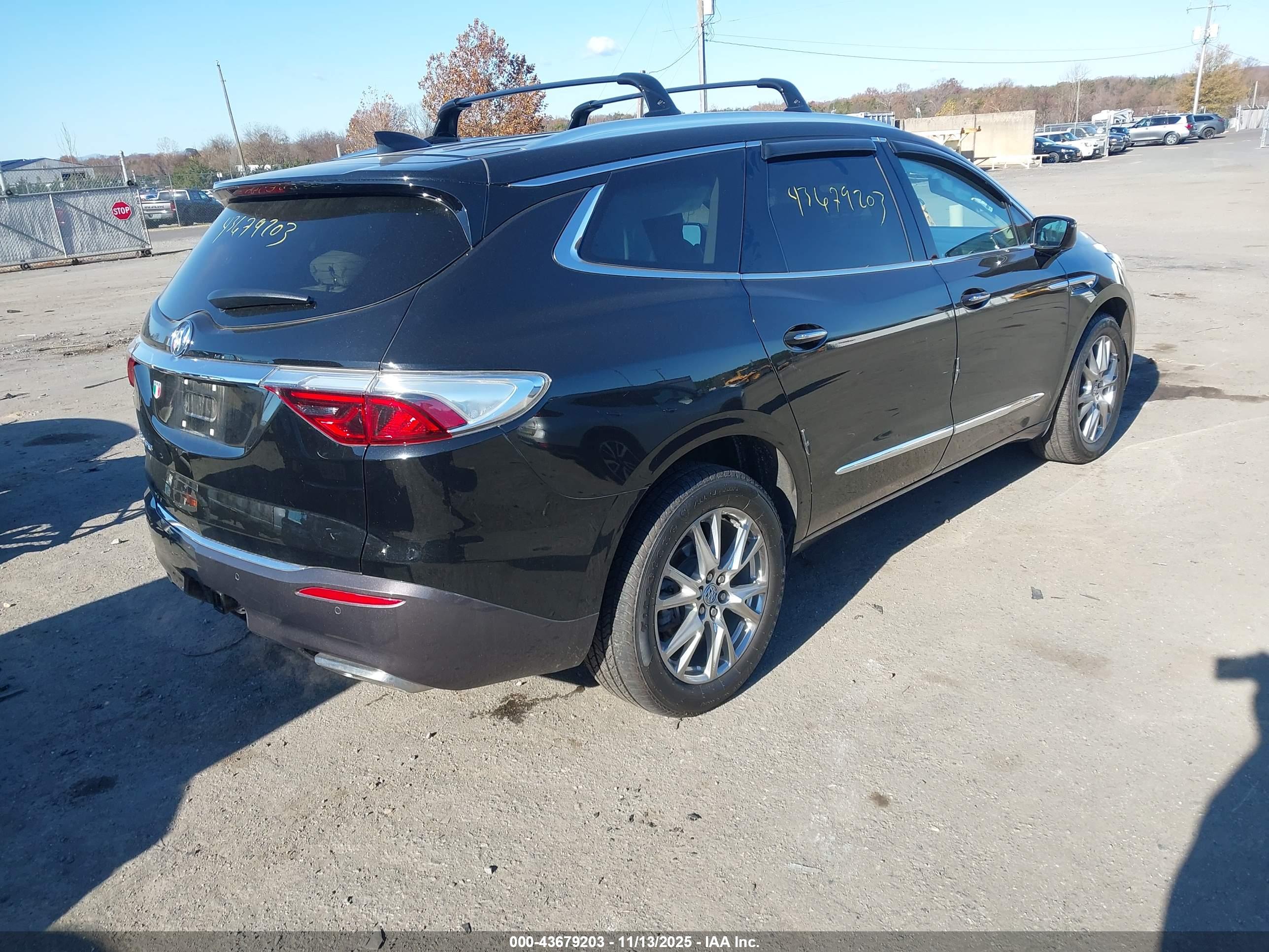 BUICK ENCLAVE image 4