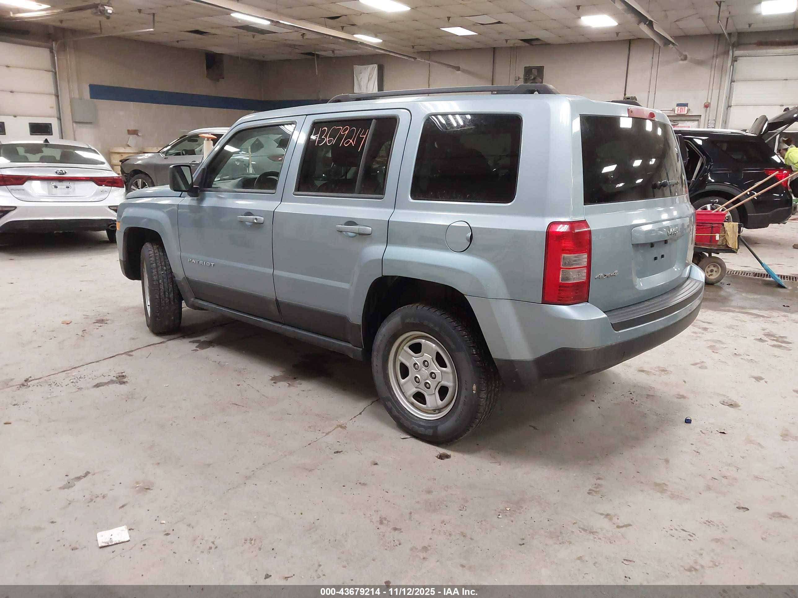 JEEP PATRIOT image 3