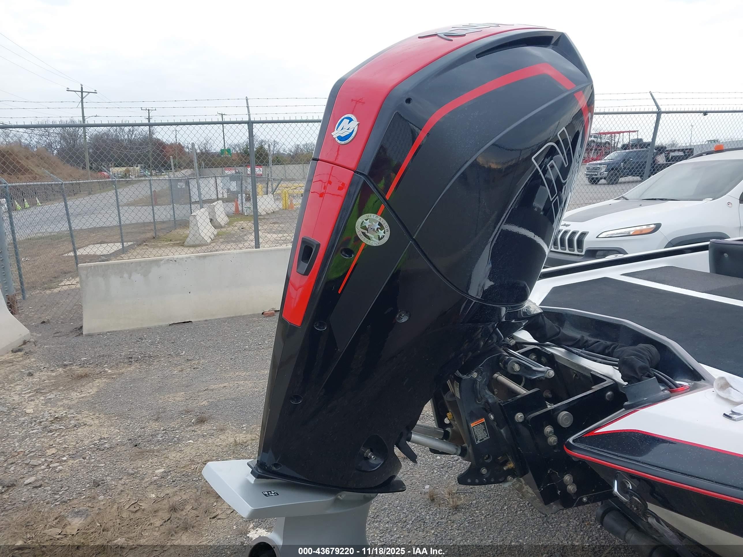 BULLET BASSBOAT image 10