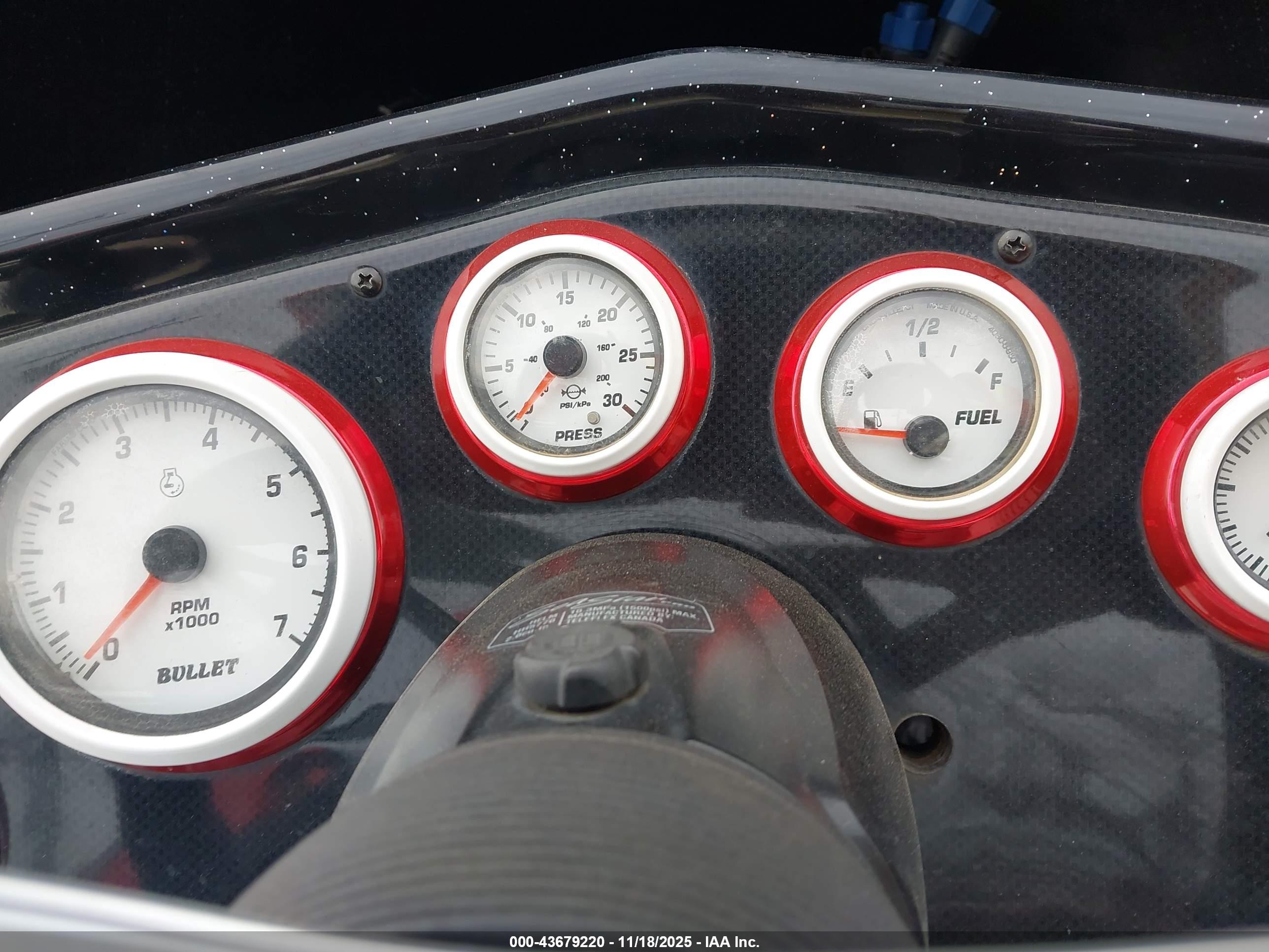 BULLET BASSBOAT image 7