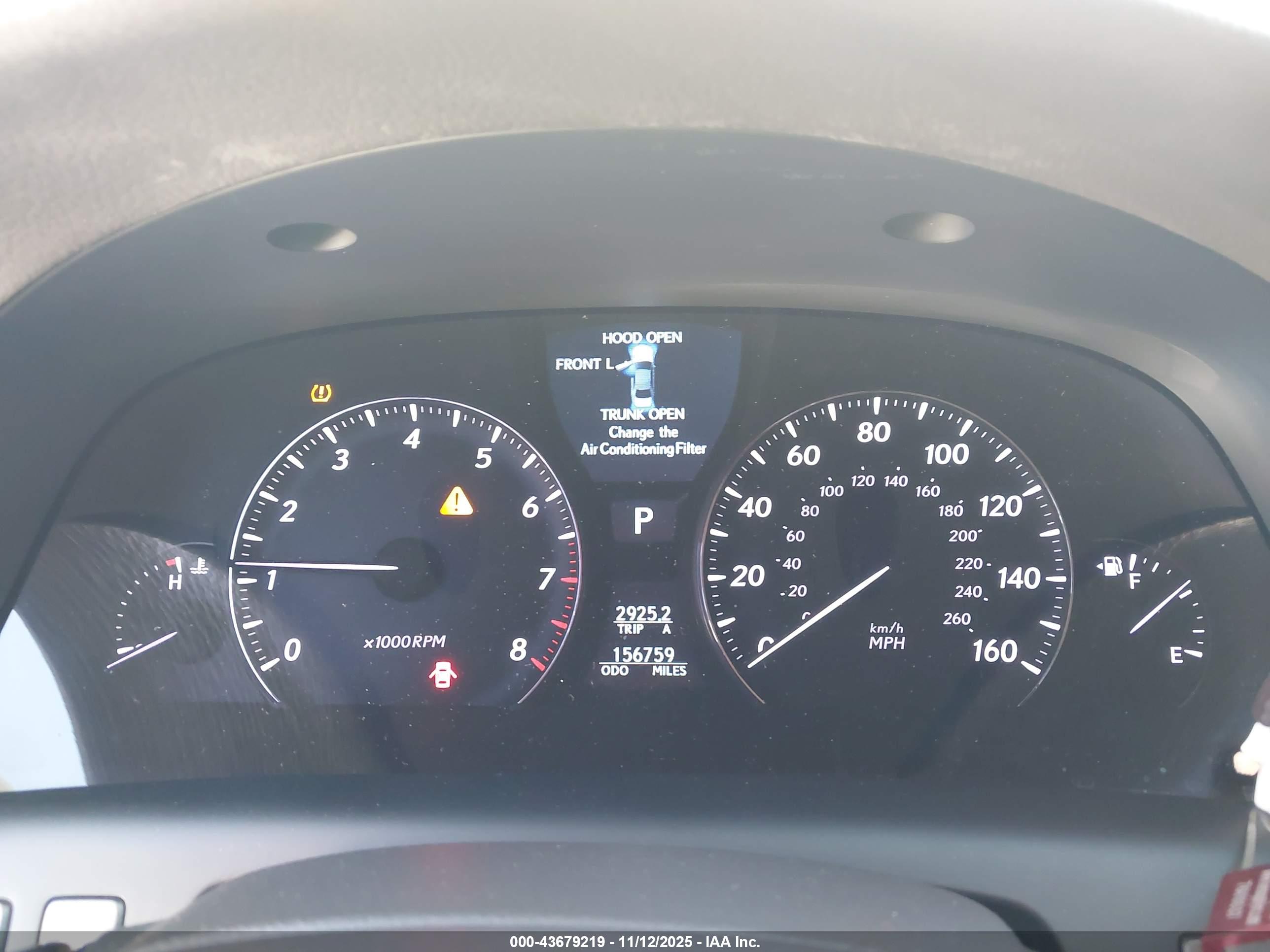 LEXUS LS image 7