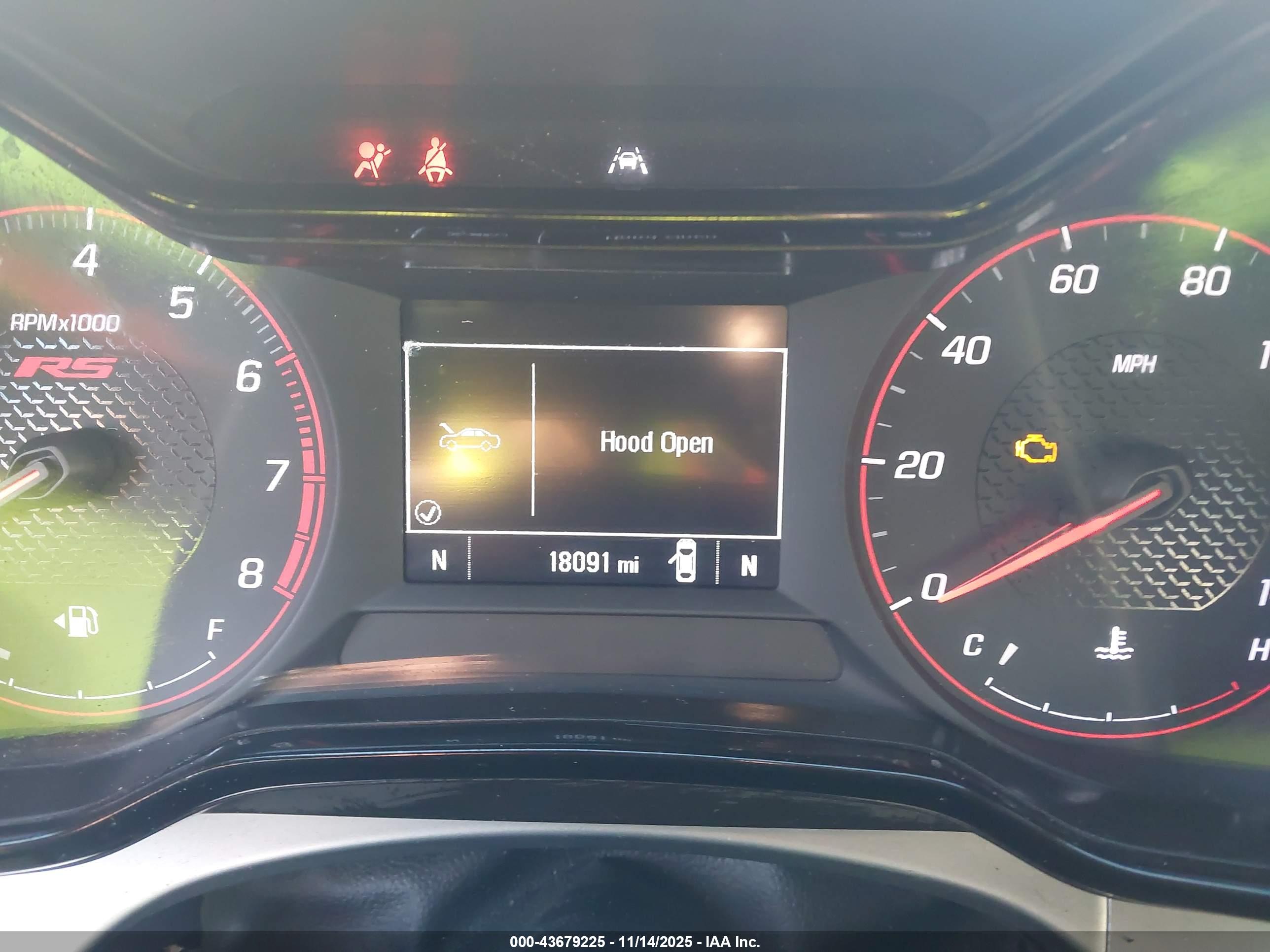CHEVROLET TRAX image 7