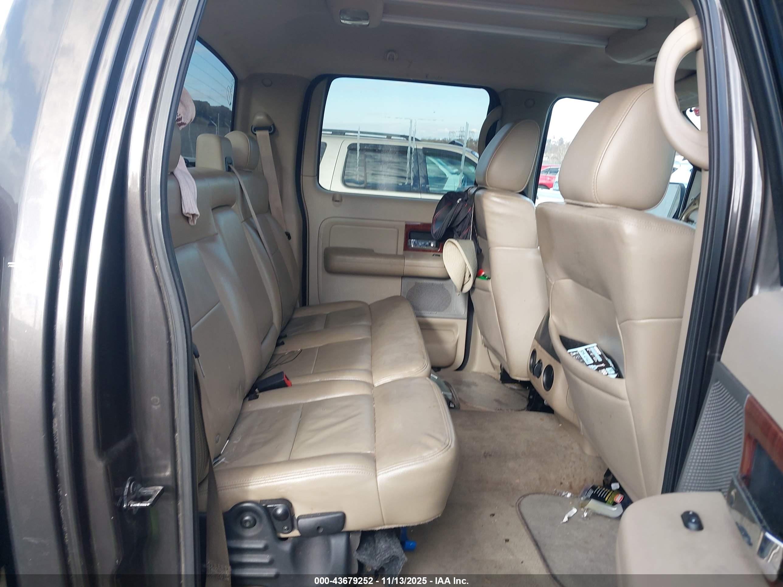 FORD F-150 image 8
