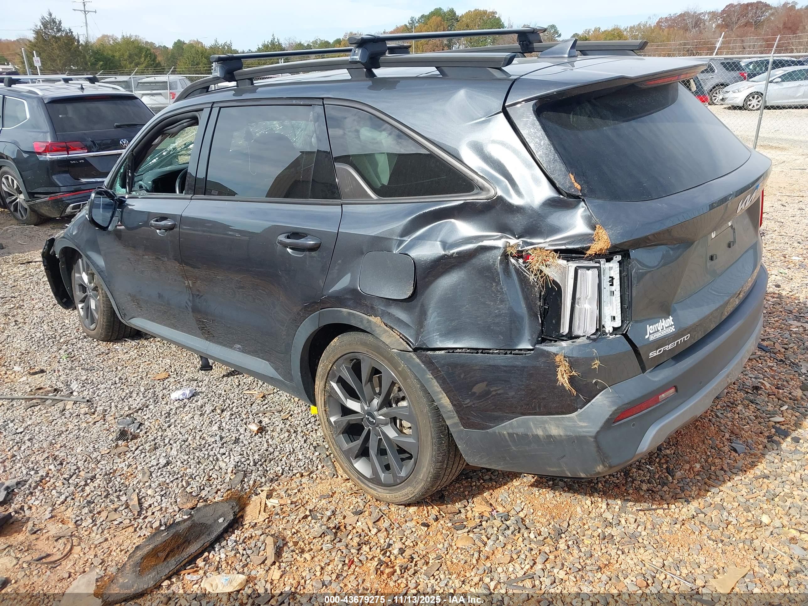 KIA SORENTO image 3