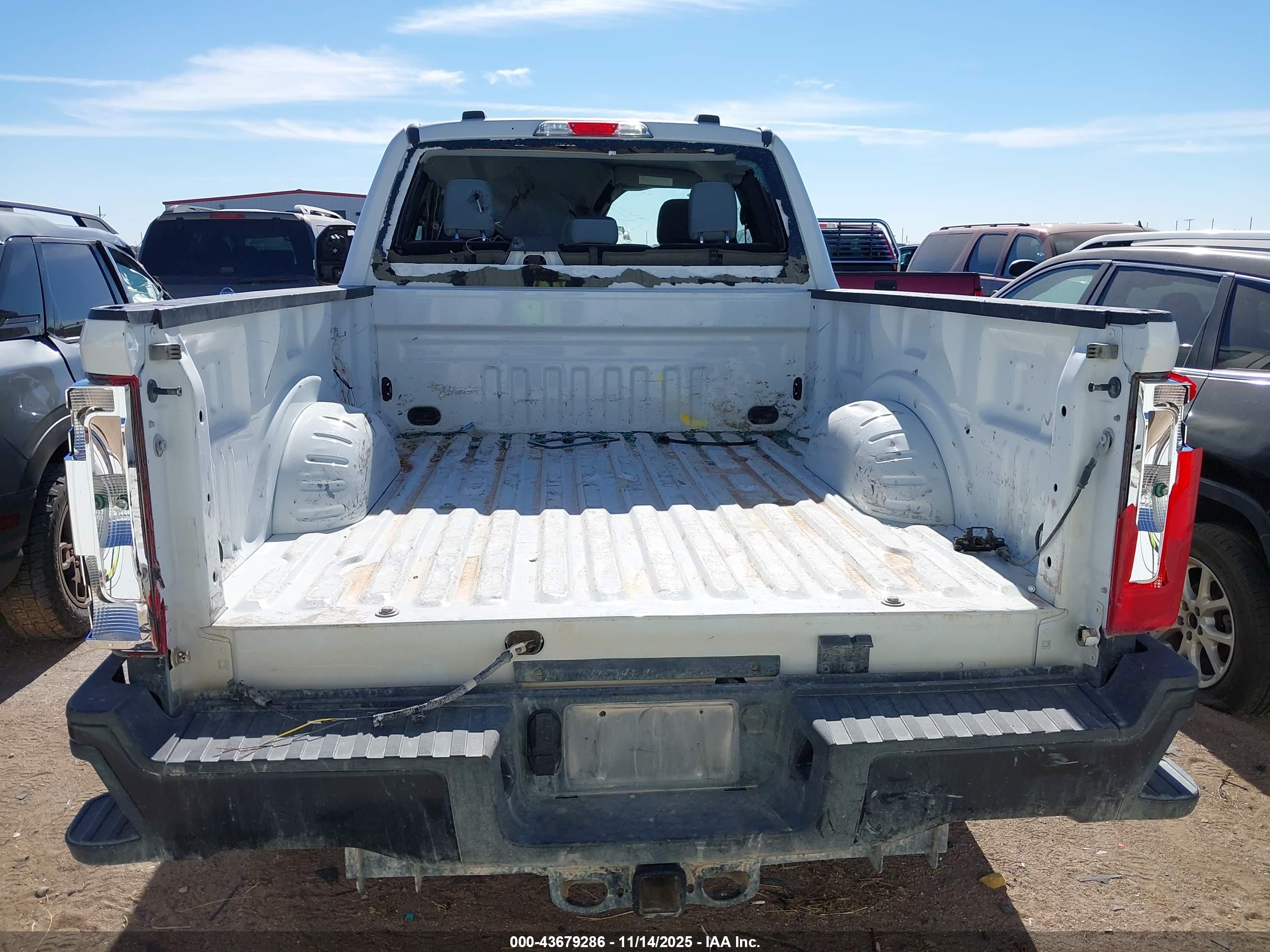 FORD F-250 image 6