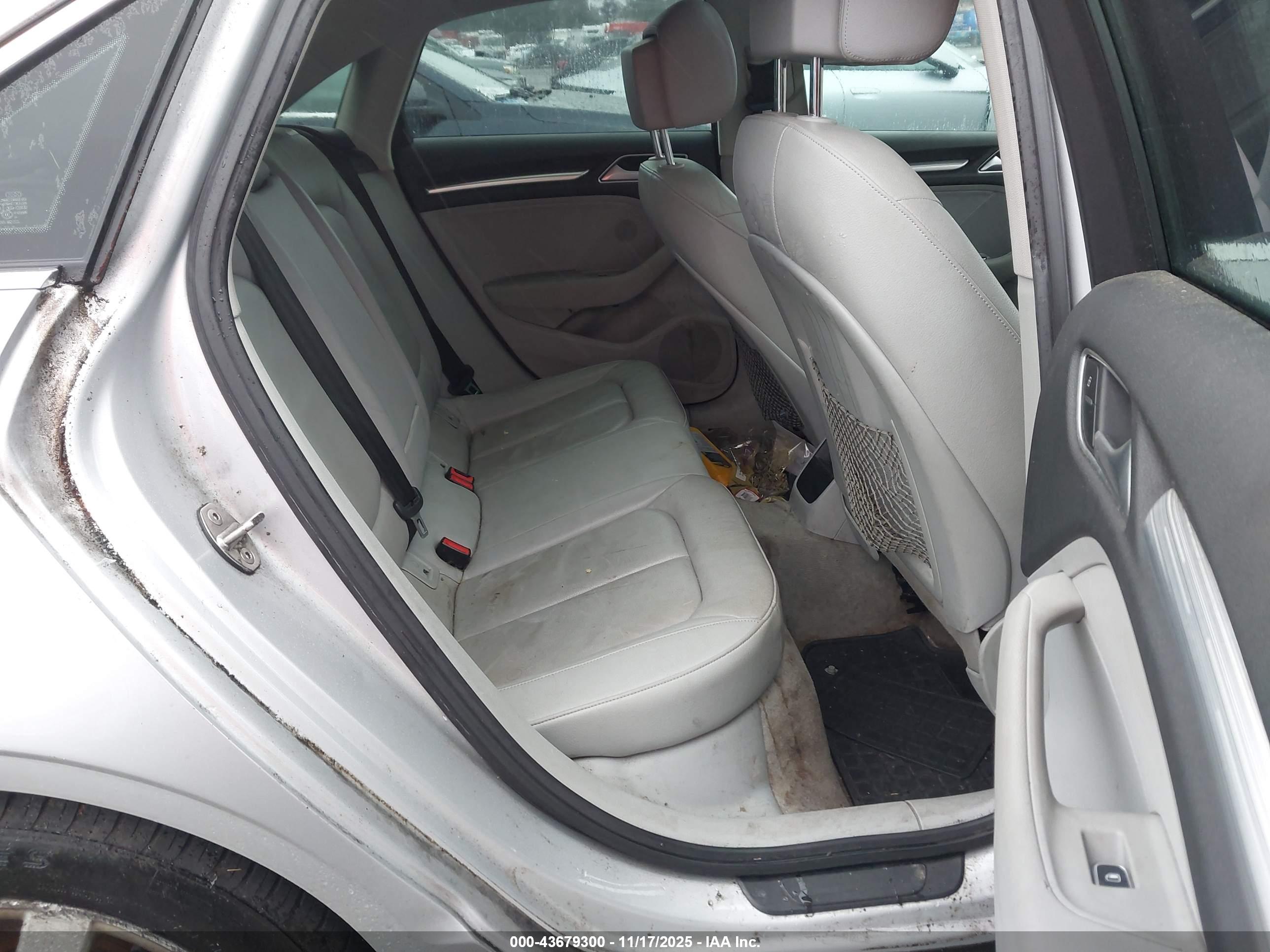 AUDI A3 image 8