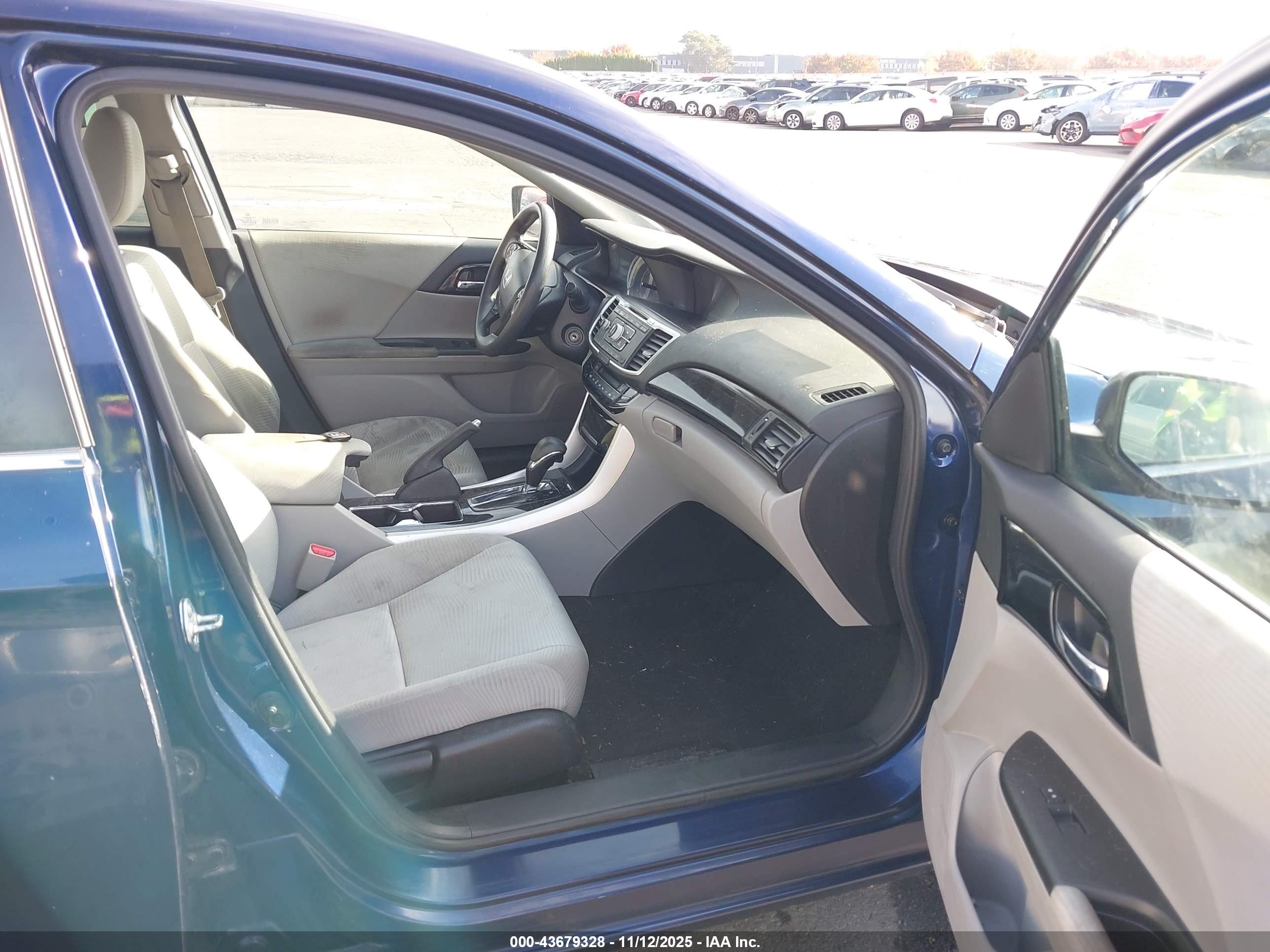 HONDA ACCORD image 5