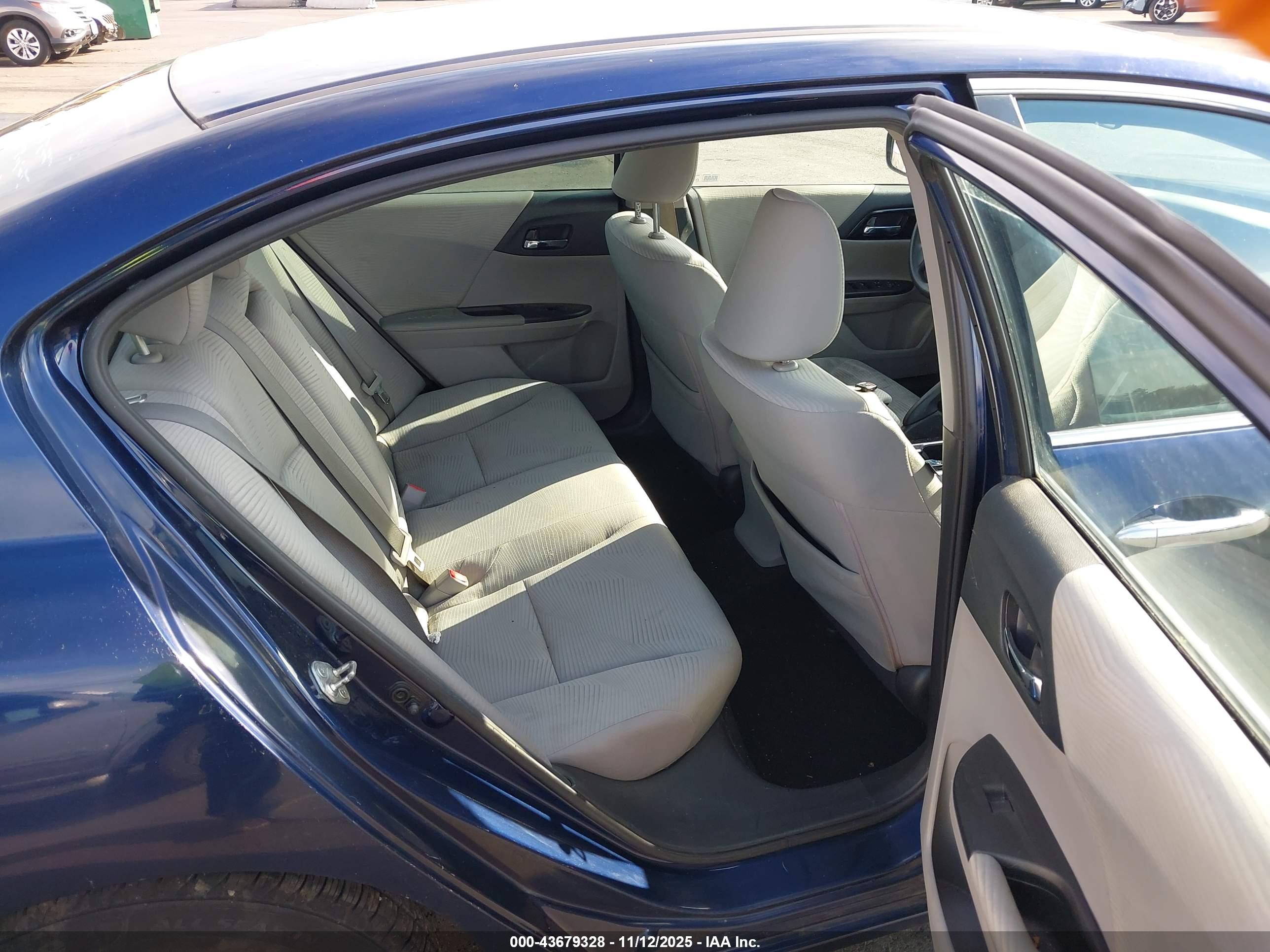 HONDA ACCORD image 8