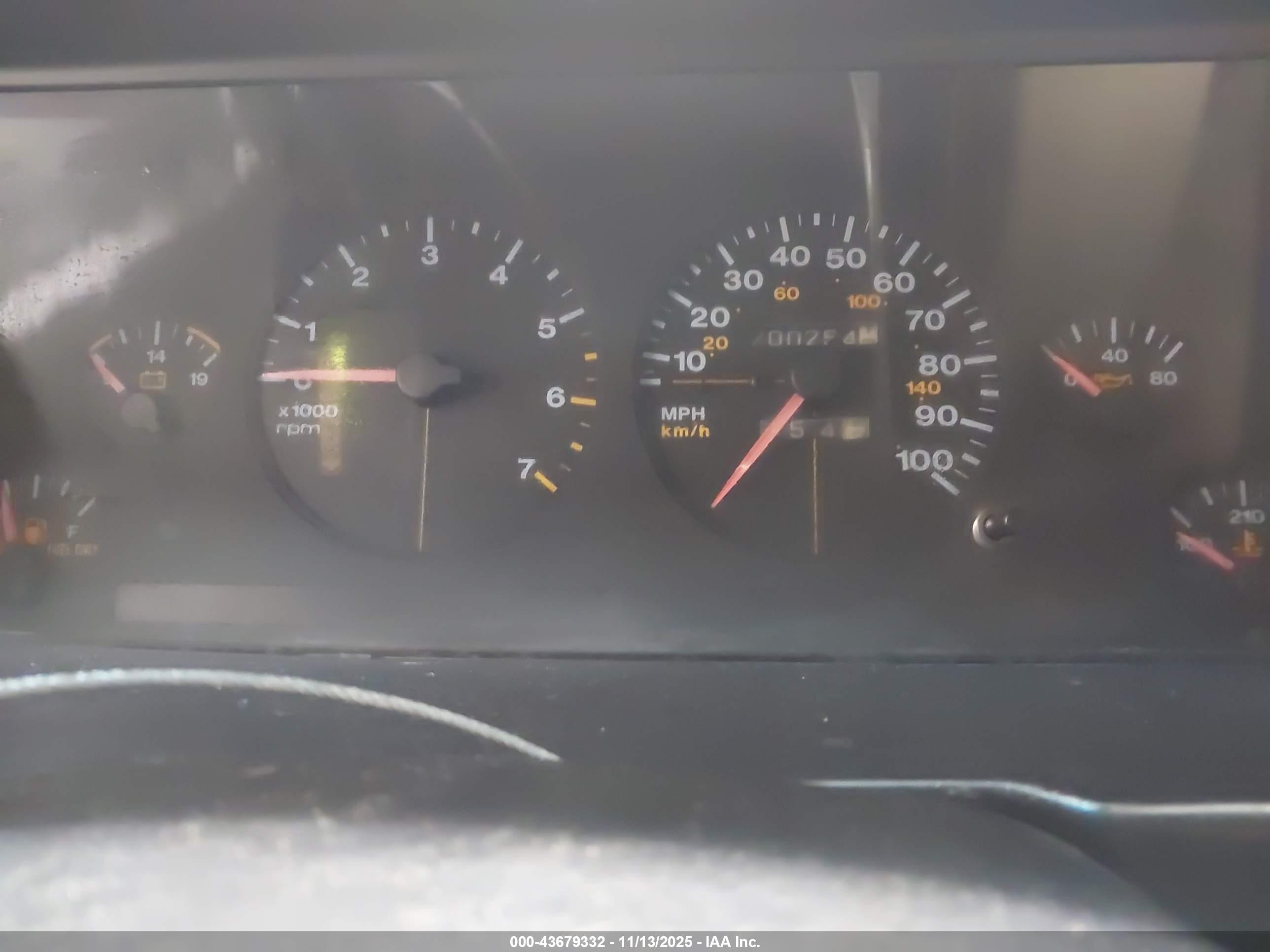 JEEP GRAND image 7