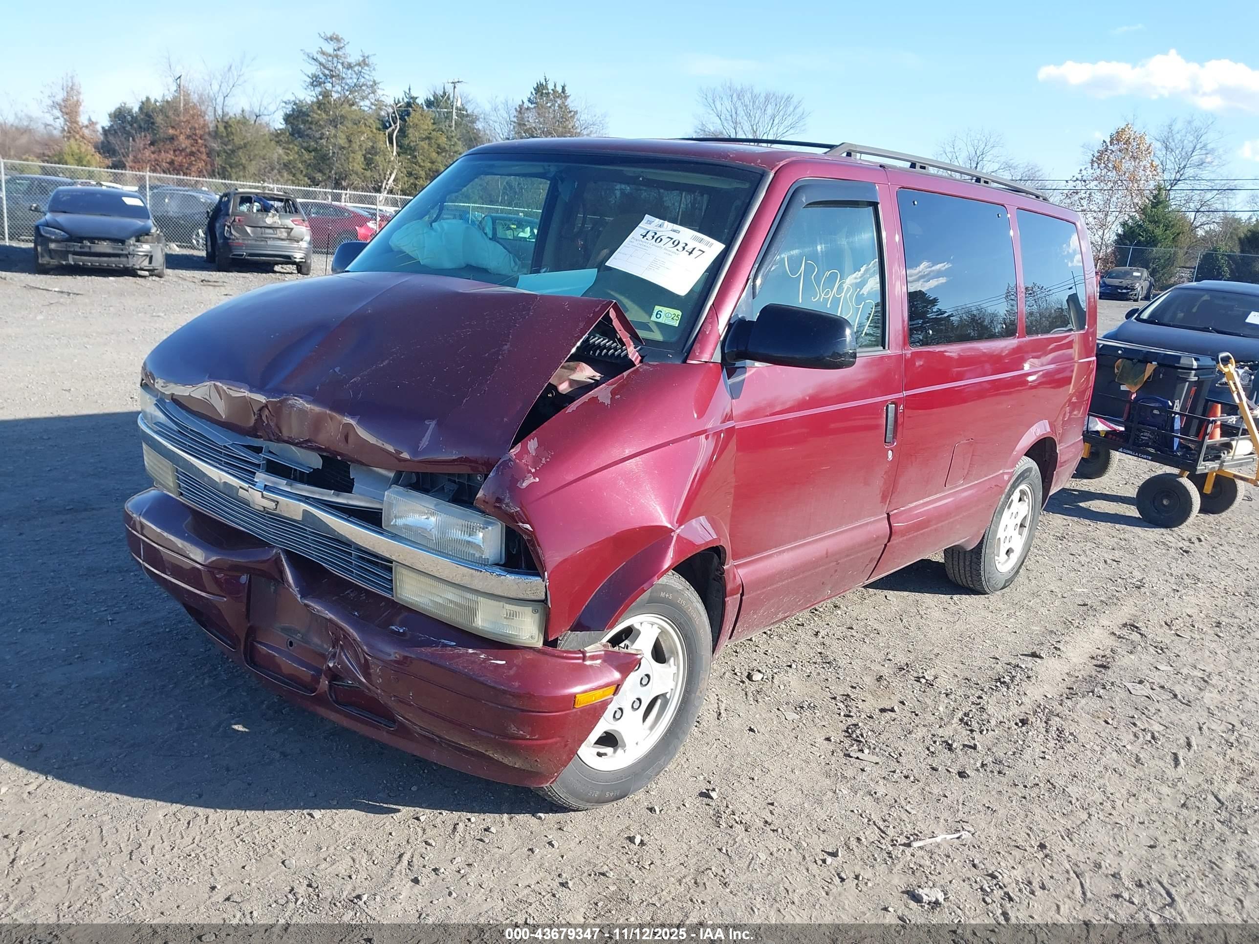 CHEVROLET ASTRO image 2
