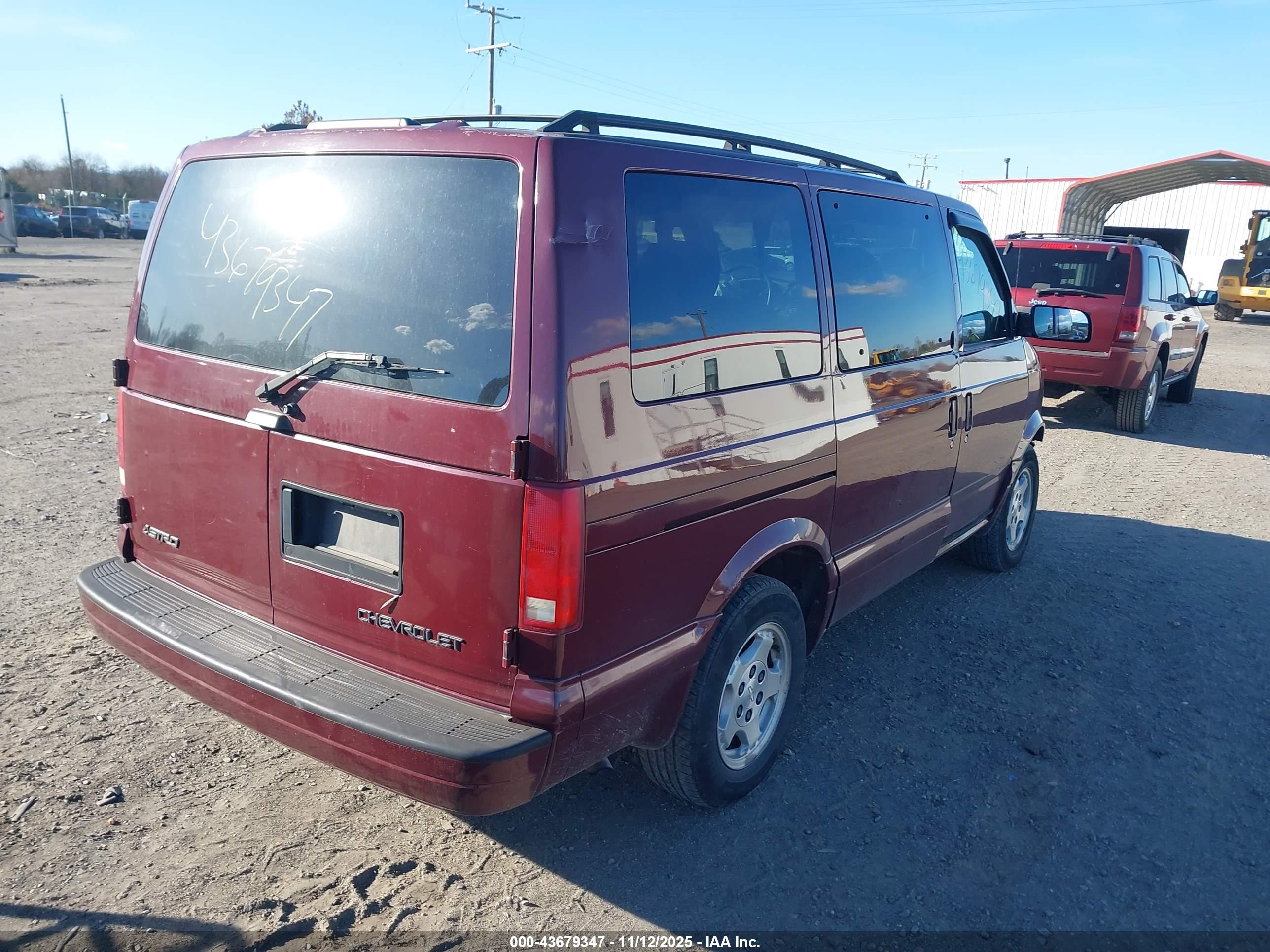 CHEVROLET ASTRO image 4