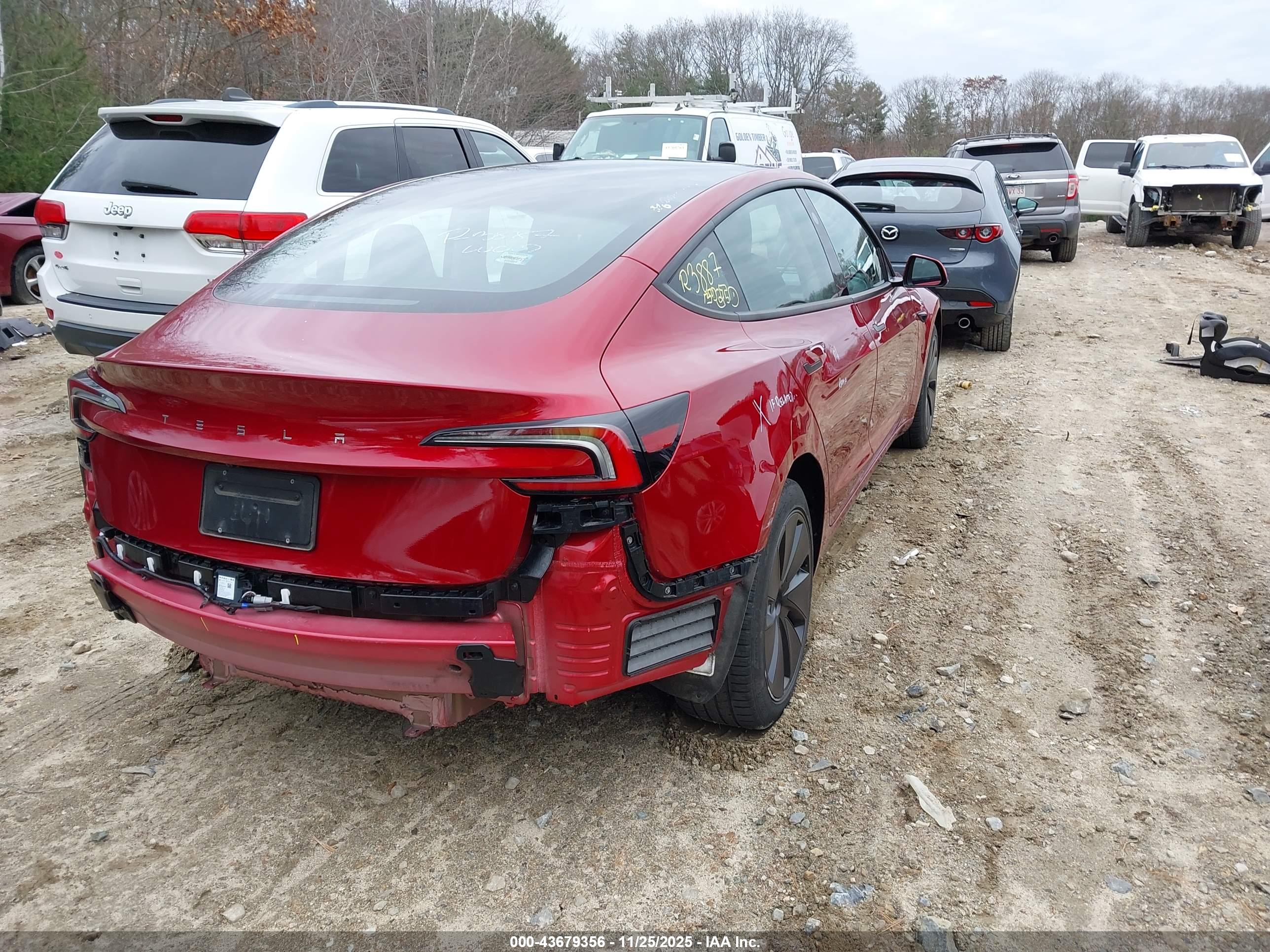 TESLA MODEL image 4